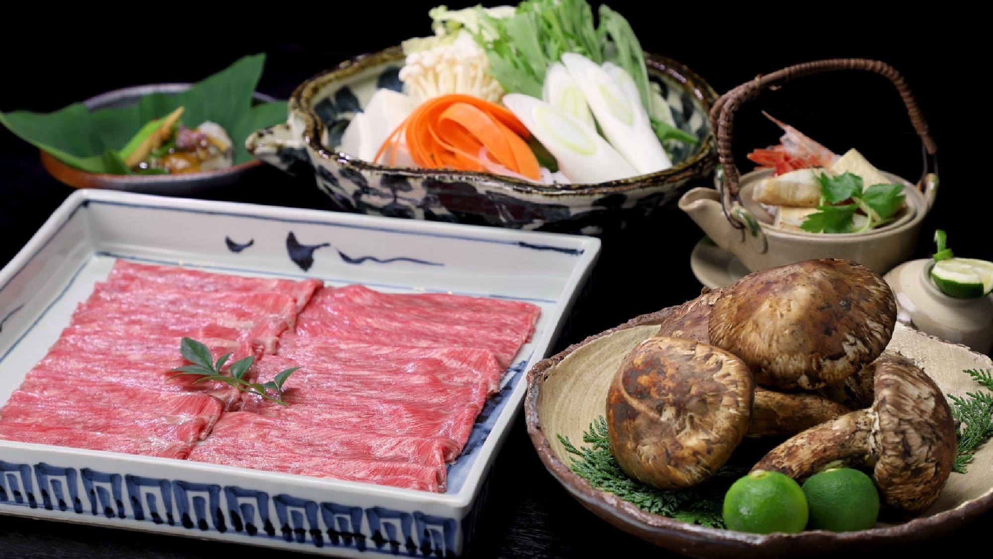 【秋季限定/美食の饗宴】松茸黒毛和牛しゃぶしゃぶ × 香住蟹のボイル姿付き｜秋季贅沢コース