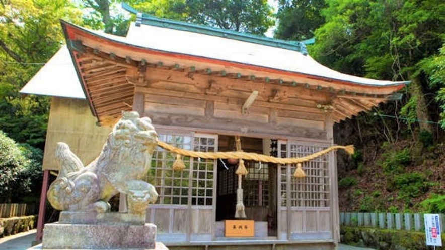 【霧島神社】400年以上の歴史がある「甘酒祭り」が１２月に行なわれます