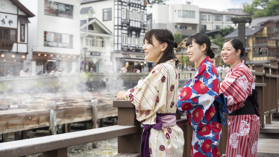 【楽天月末セール】ポイント10倍★湯畑前の好立地で草津大満喫♪群馬食材に富んだビュッフェ＜2食付＞