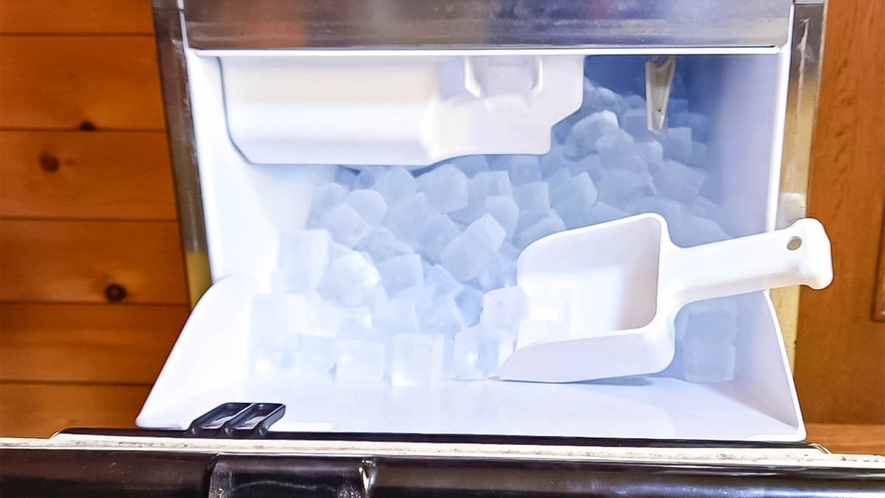 ・製氷機の氷を無料でサービスしています