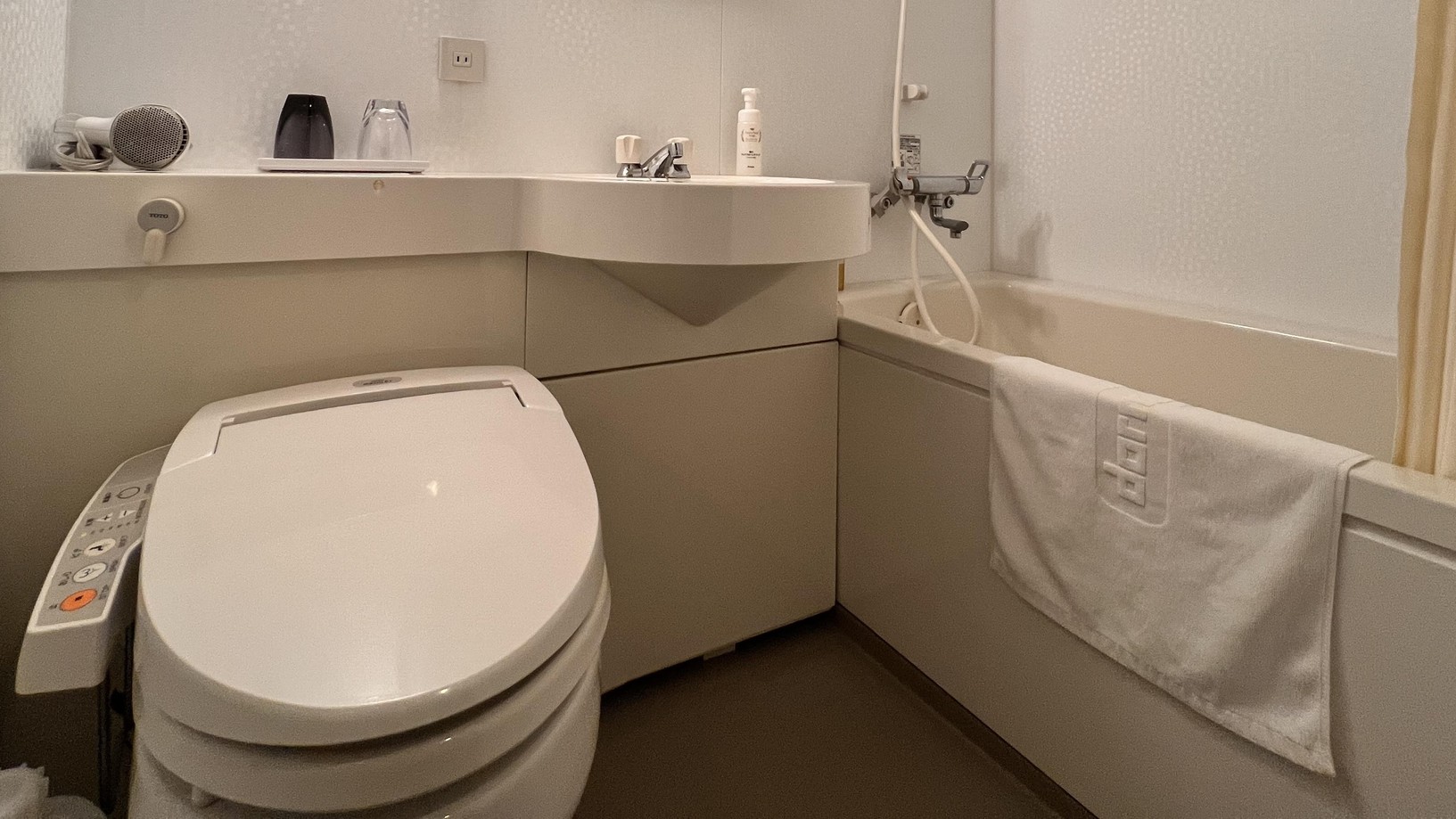■客室トイレ(ツインルーム・コネクティングルーム)