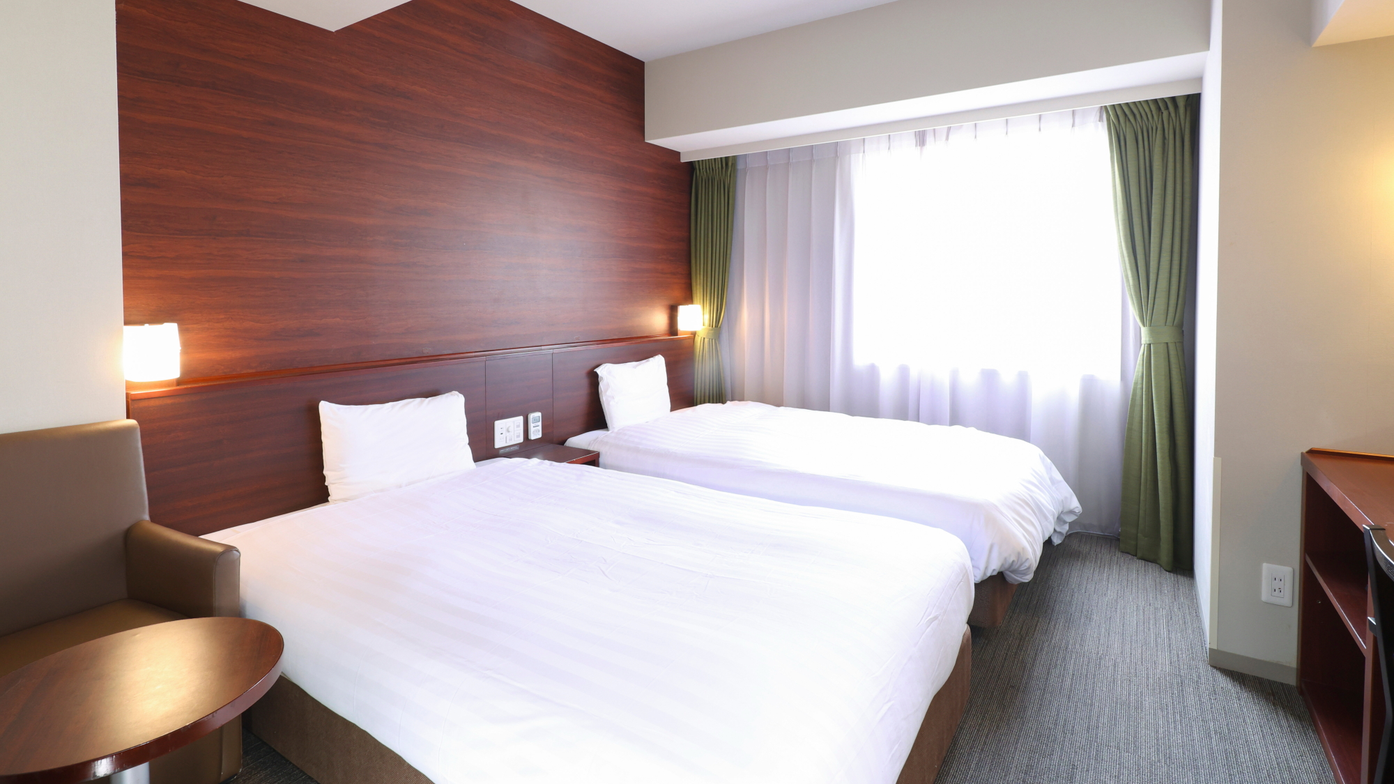 ◆ツインルーム23.13平米　ベッド幅120&times;195cm　シモンズ社製ベッド