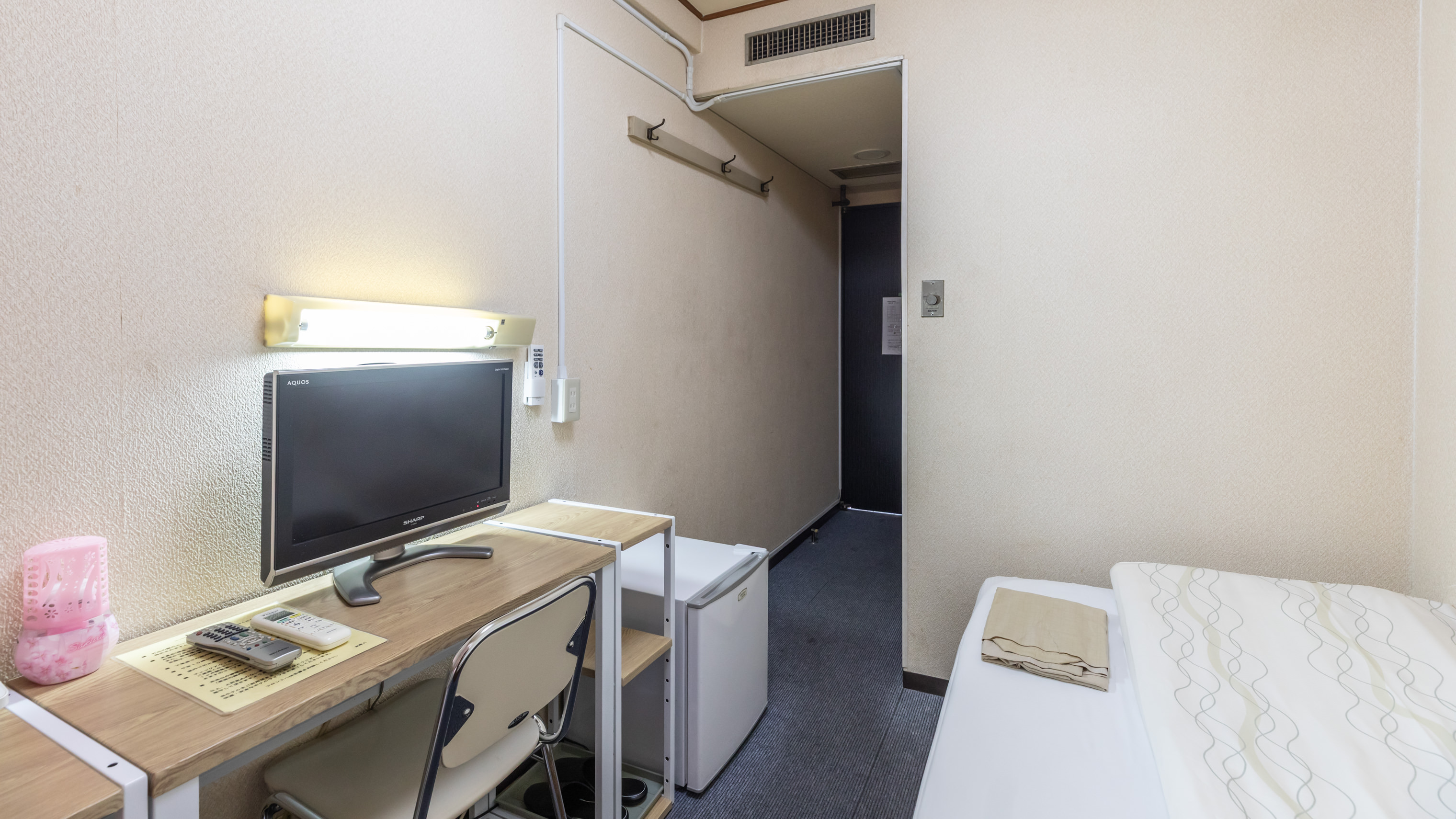 【禁煙】シングルルーム（ユニットバスタイプ）7平米