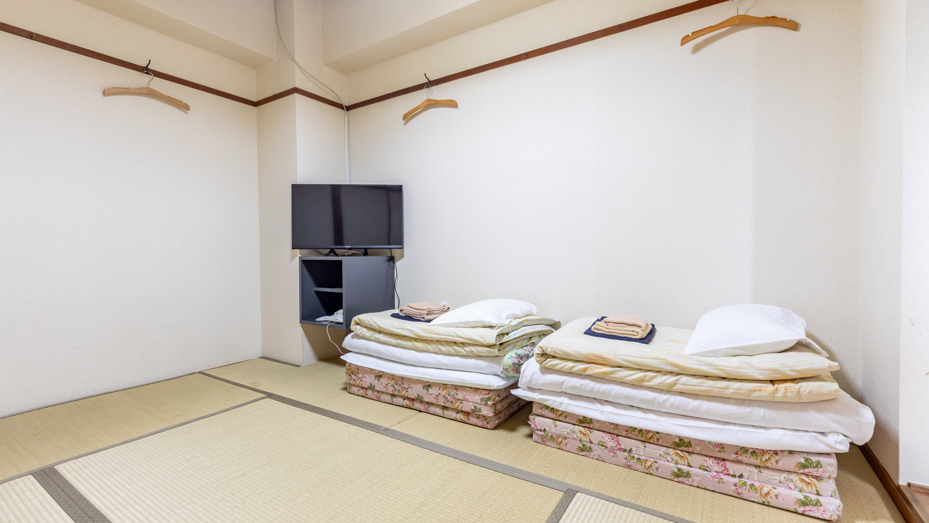 【喫煙】和室1～3名様（バス・トイレ共用）