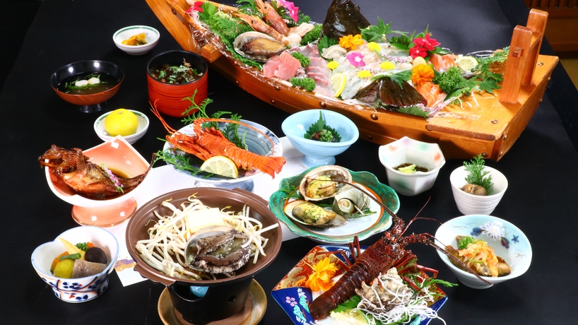 【プレミアム】伊勢海老2尾×鮑×平目活造り×宝楽焼×手こね寿司orカキ飯