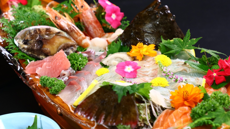 【プレミアム】伊勢海老2尾×鮑×平目活造り×宝楽焼×手こね寿司orカキ飯