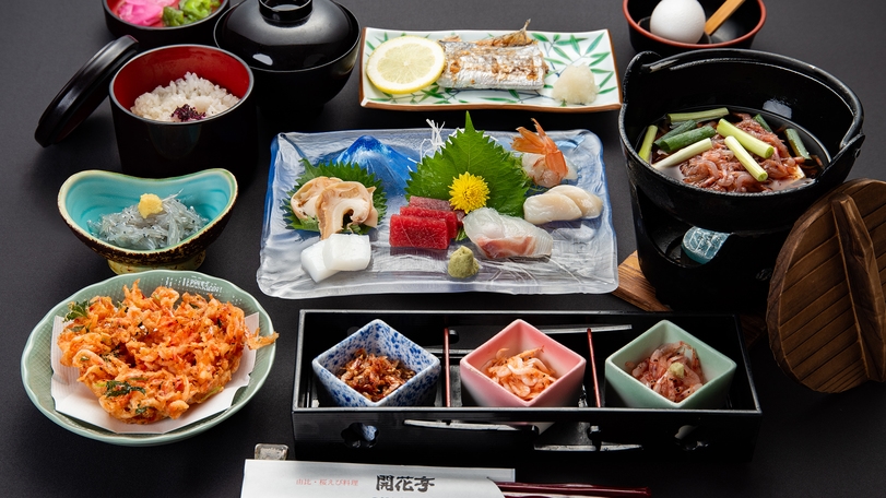 【竹／桜えびづくし御膳＋駿河湾海の幸】当館スタンダード！新鮮な桜えびと静岡県産魚介類を堪能/2食付