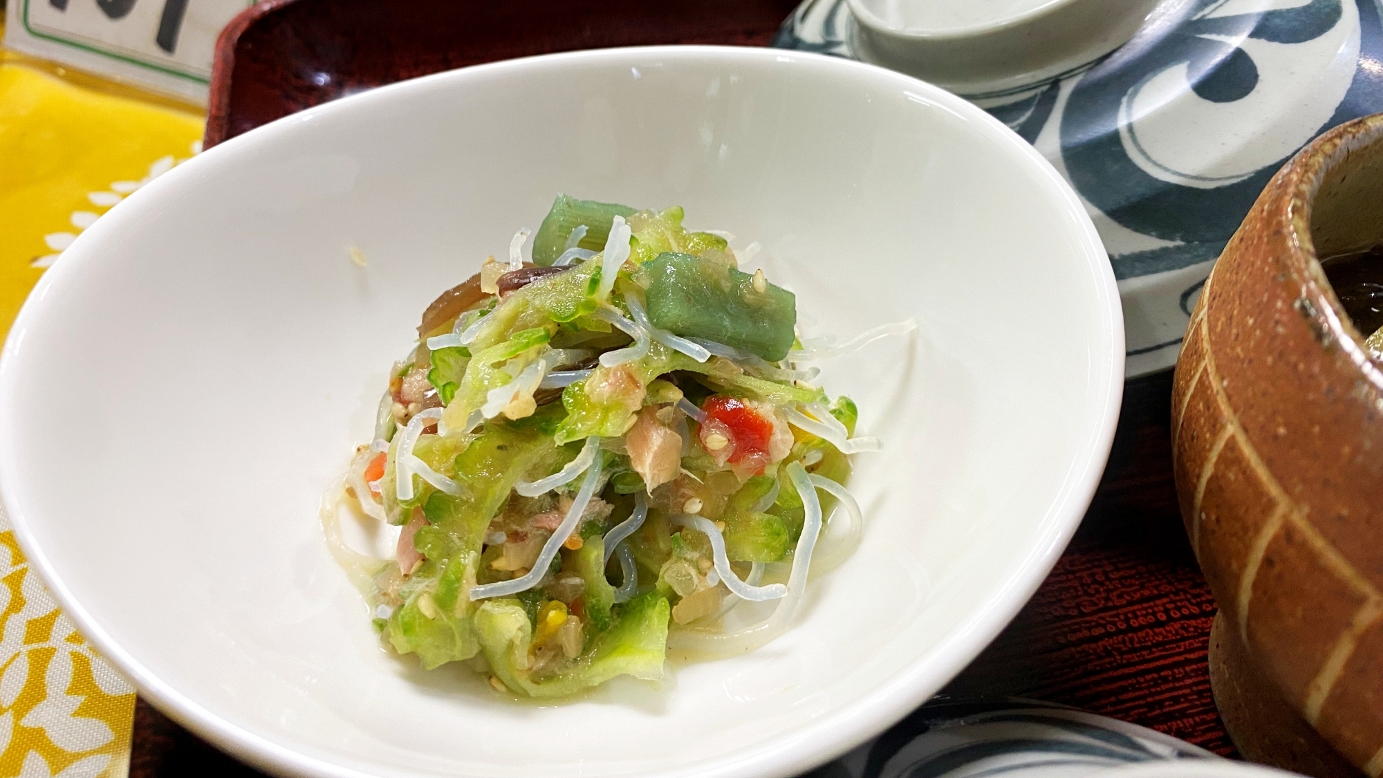 *【夕食一例】女将特製のゴーヤとパパイヤの春雨サラダ。クセになる一皿です。