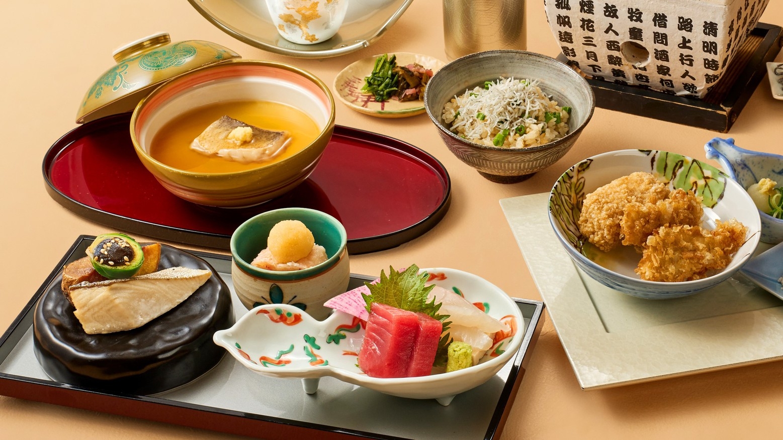 【万博】さき楽！早めに予約でお得に！当館人気〜京会席を気軽に味わう【カジュアル料理　桂】《2食付き》