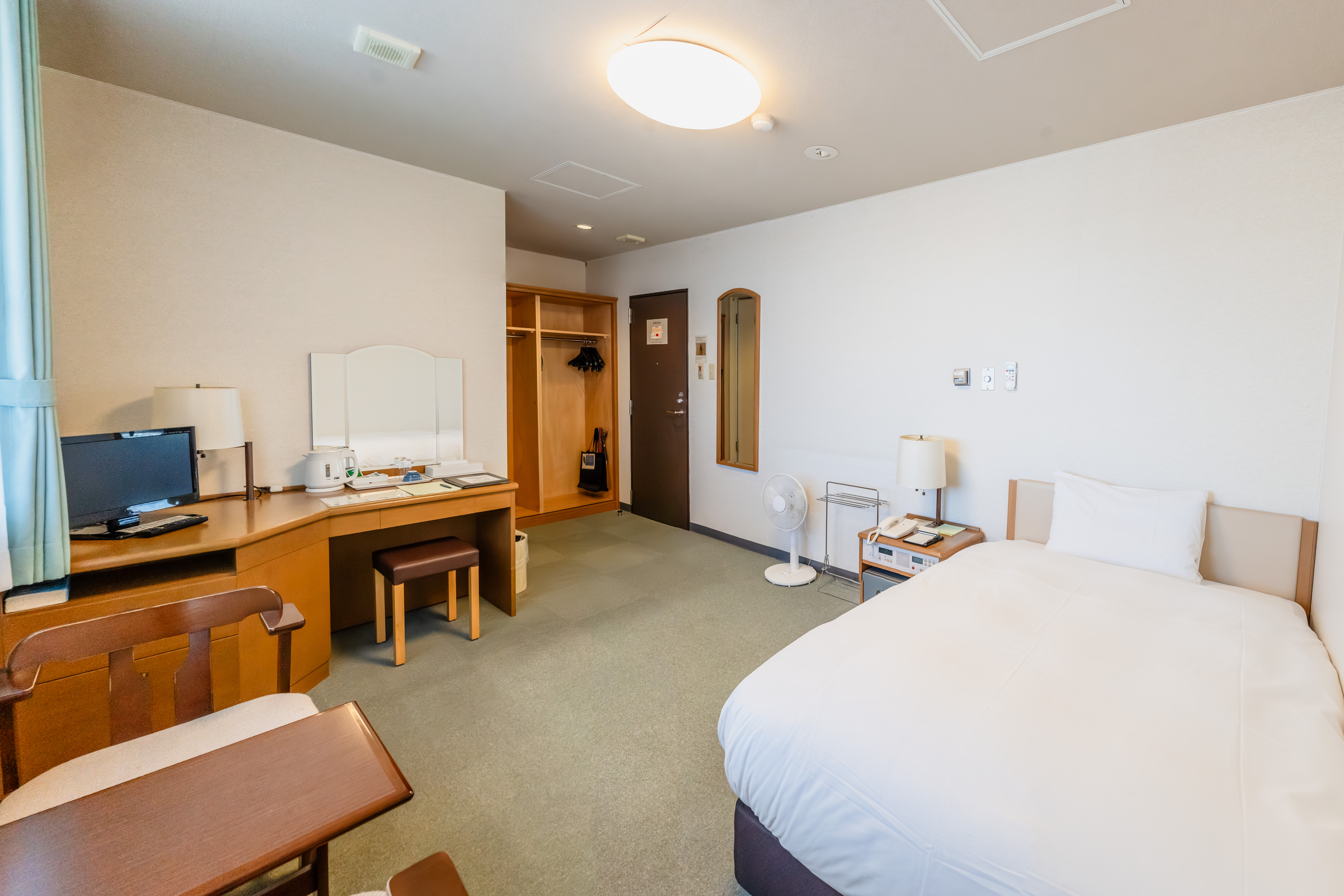 朝日館23平米DXシングル【禁煙】（冷房なし）