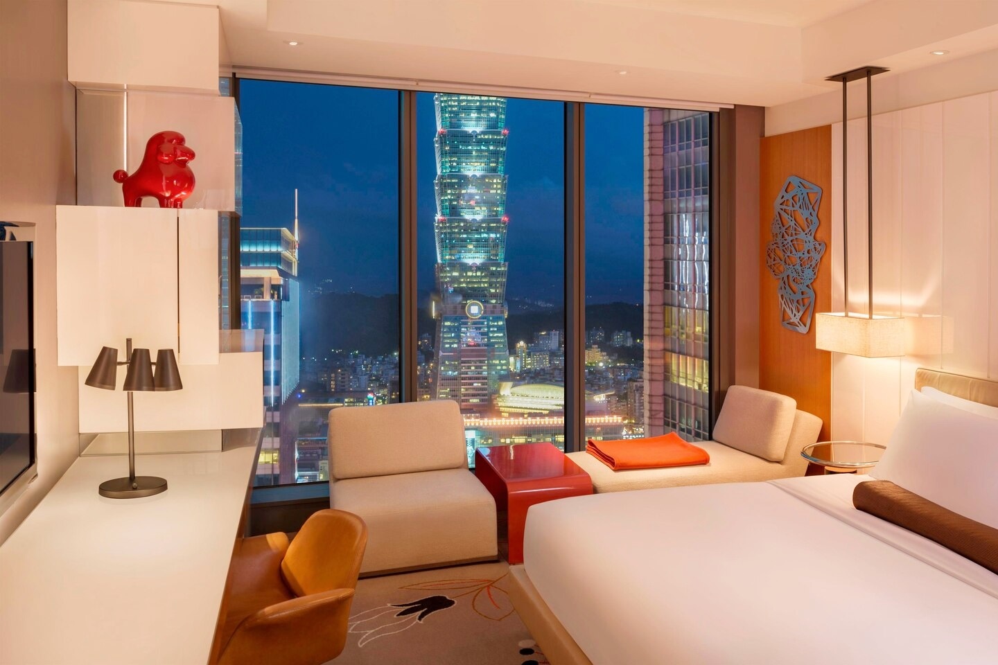 スペクタキュラー キングルーム★101 ビュー★