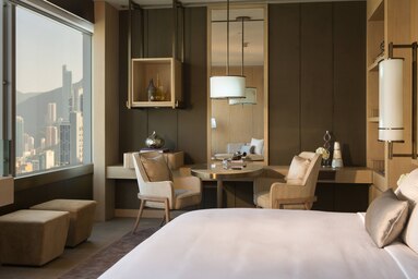 Renaissance Suite - Bedroom