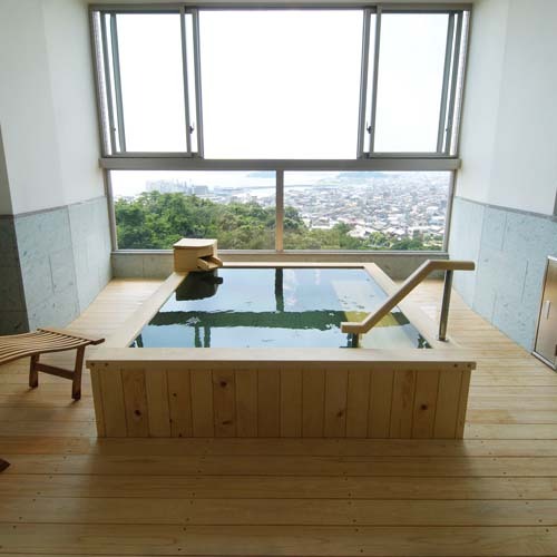 (Japanese-Western style room with hot spring panoramic bath) Twin + 8 tatami mats (with toilet)