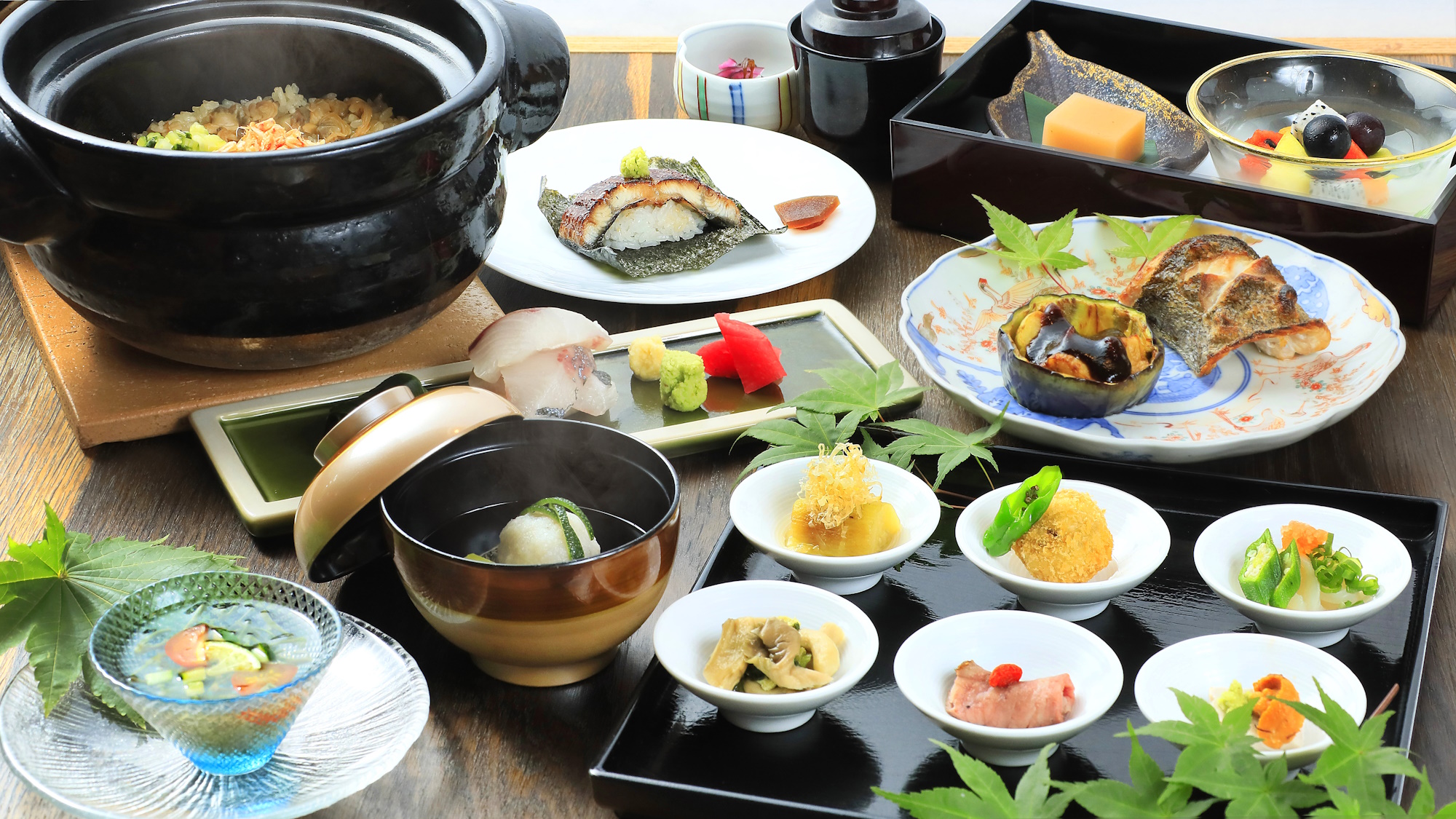旬の味覚を匠の技巧でご提供させて頂く和会席　※一例