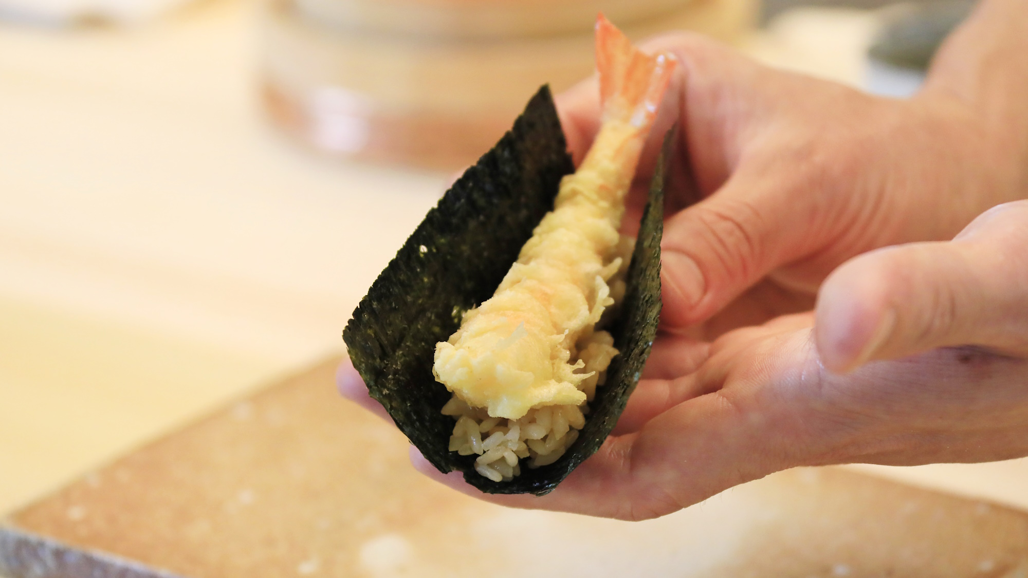 江戸前の伝統と『くずし鮨』のおまかせコースをお愉しみに　※一例