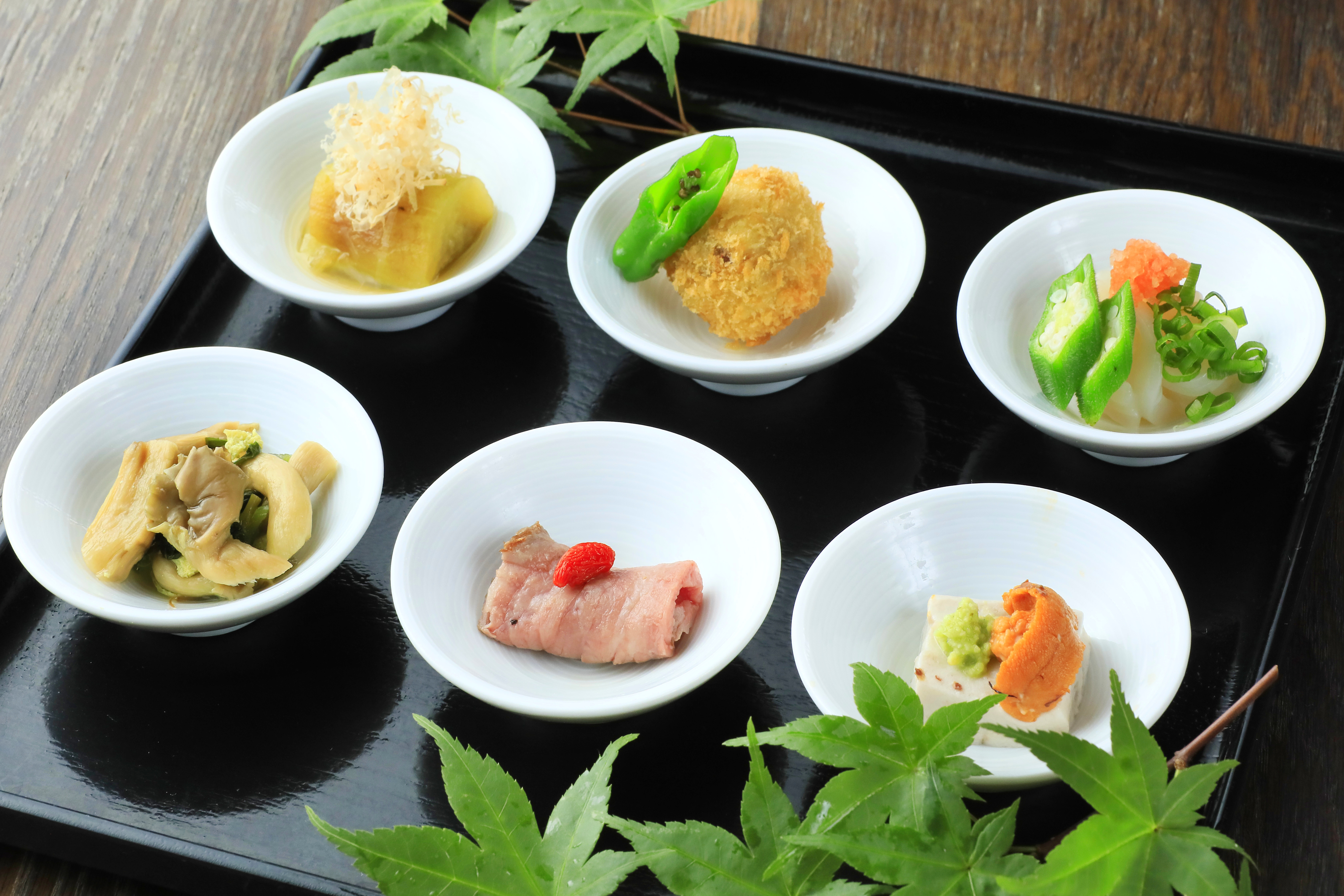 旬の味覚を匠の技巧でご提供させて頂く和会席　※一例