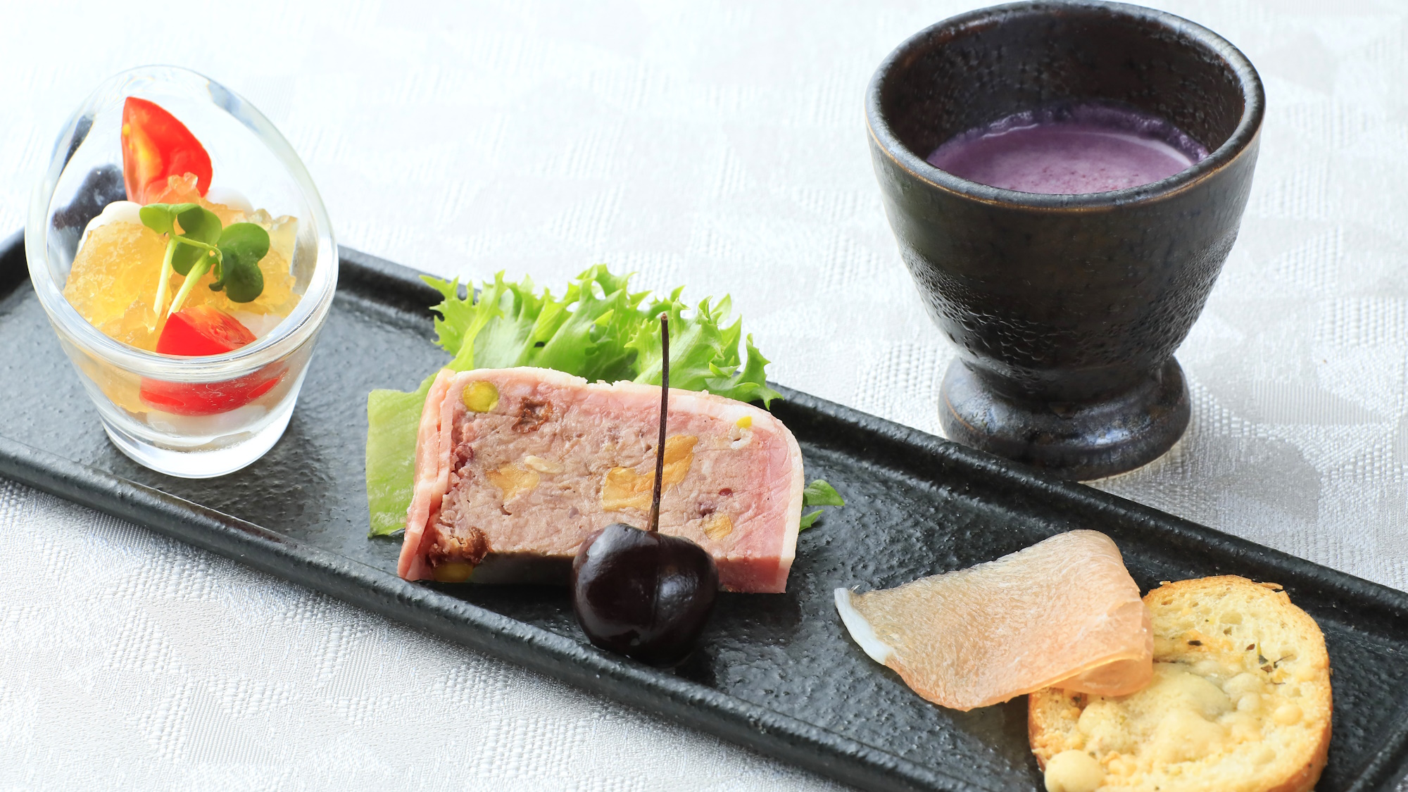 焼肉コースの前菜　※一例