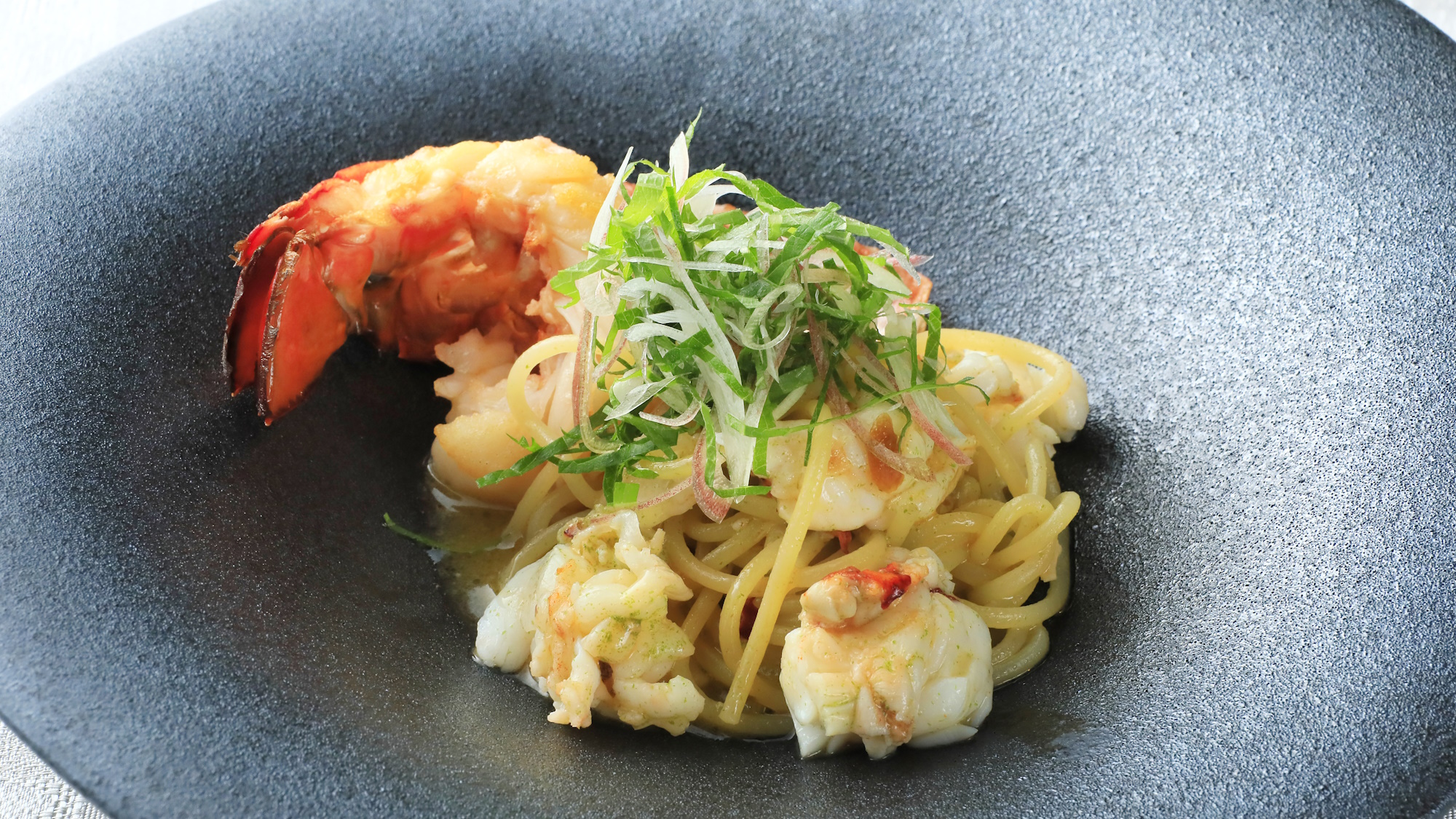 旬菜と地の味覚を活かしたフレンチイタリアンをお愉しみに　※一例