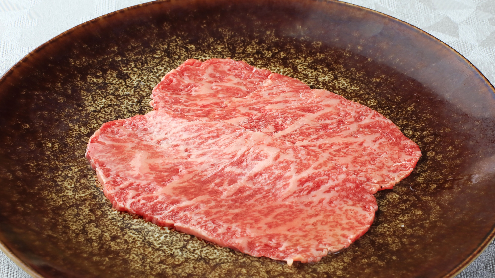 人気部位から希少部位までお愉しみ頂ける焼肉ディナーコース　※一例