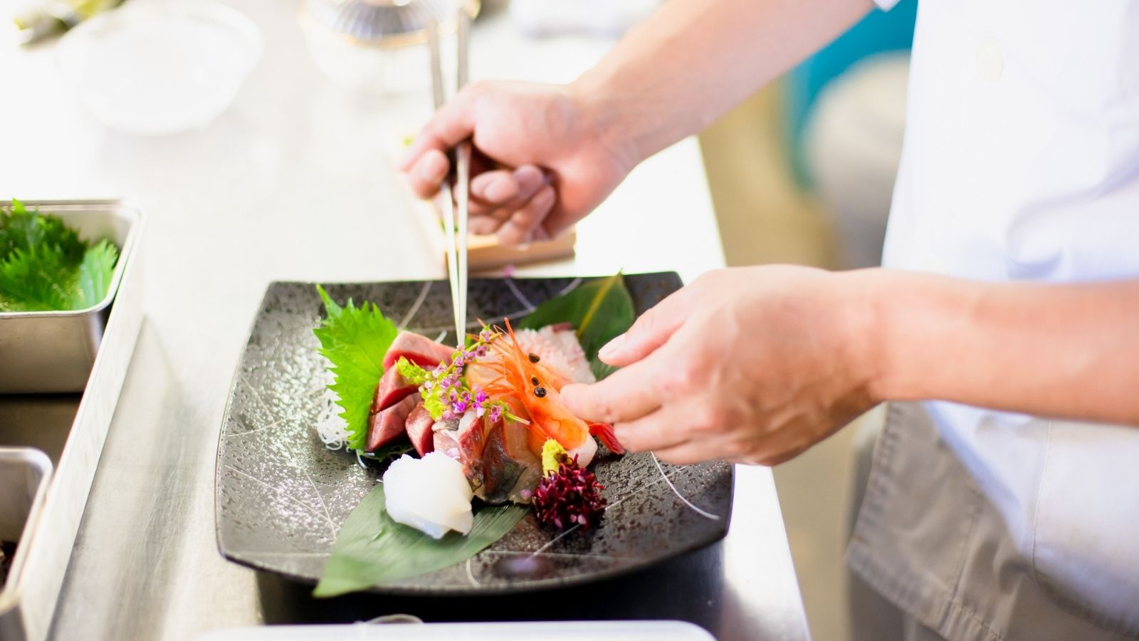 【料理こだわり】お客様目線を大切に。彩り、香り、食べやすさ、皆様への思いを料理で表す