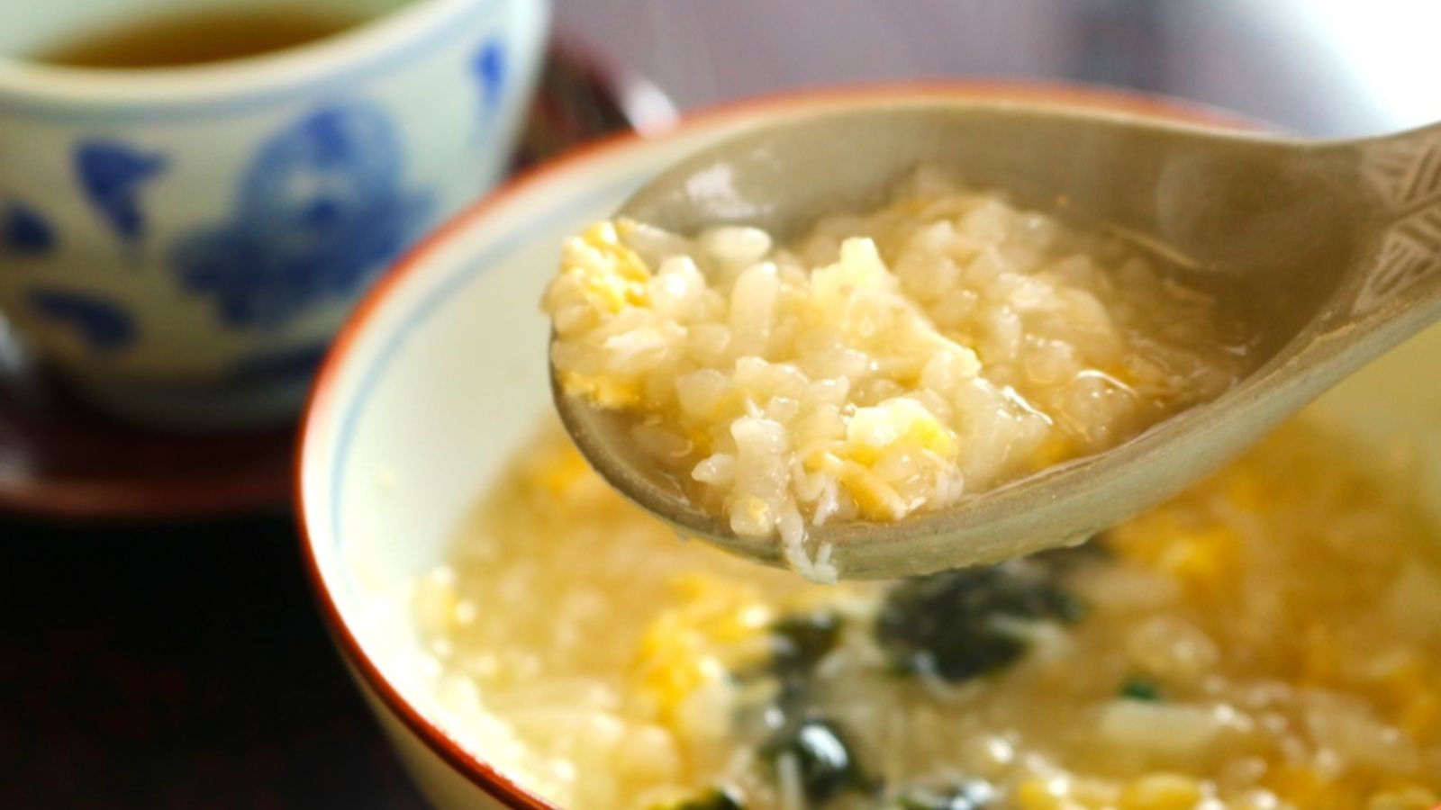 最後まで美味しく、最後までカニを楽しめる自慢の雑炊です