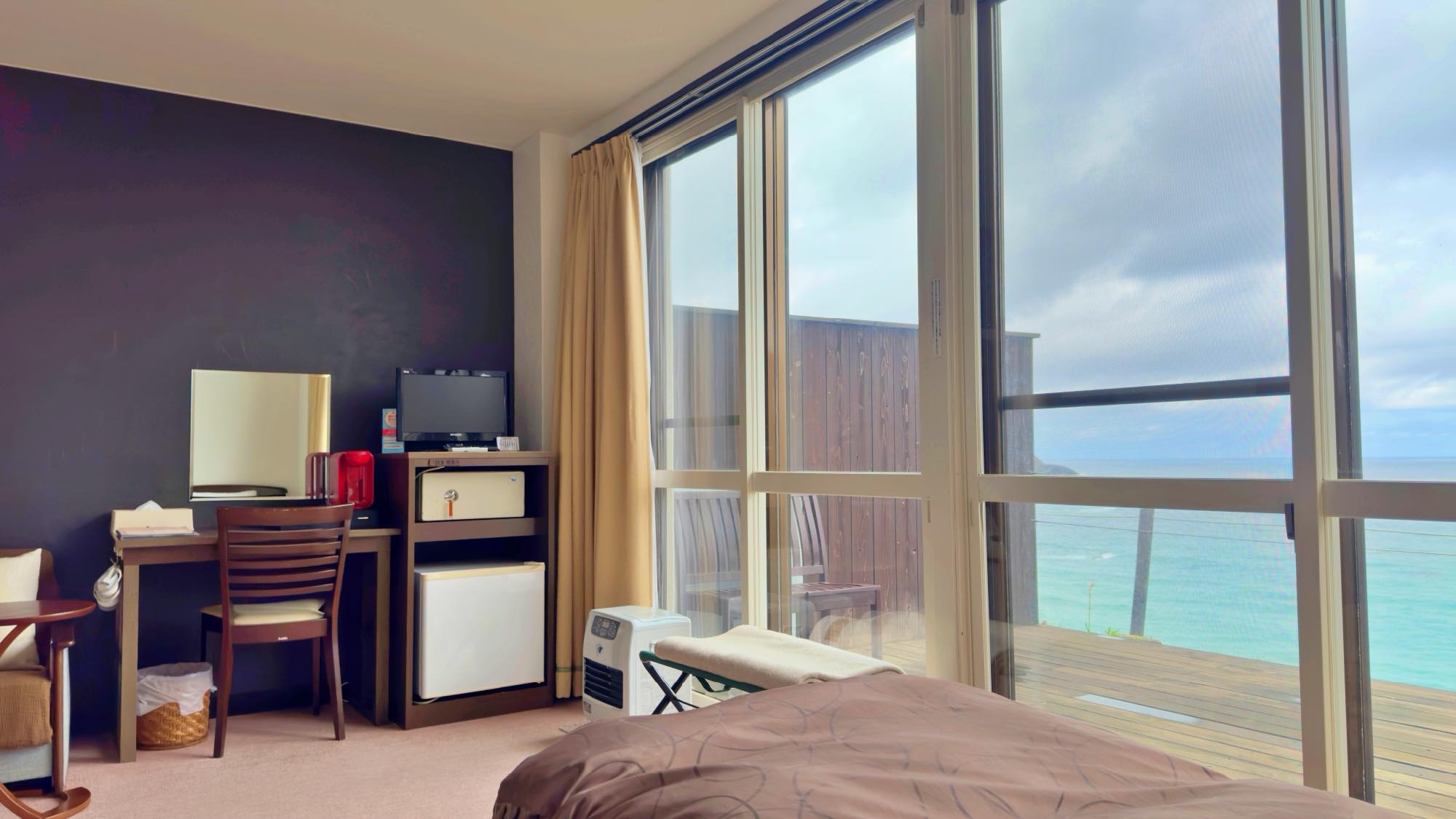 【荻・浦西】ツインルーム＋絶景サンデッキ（バストイレ付）