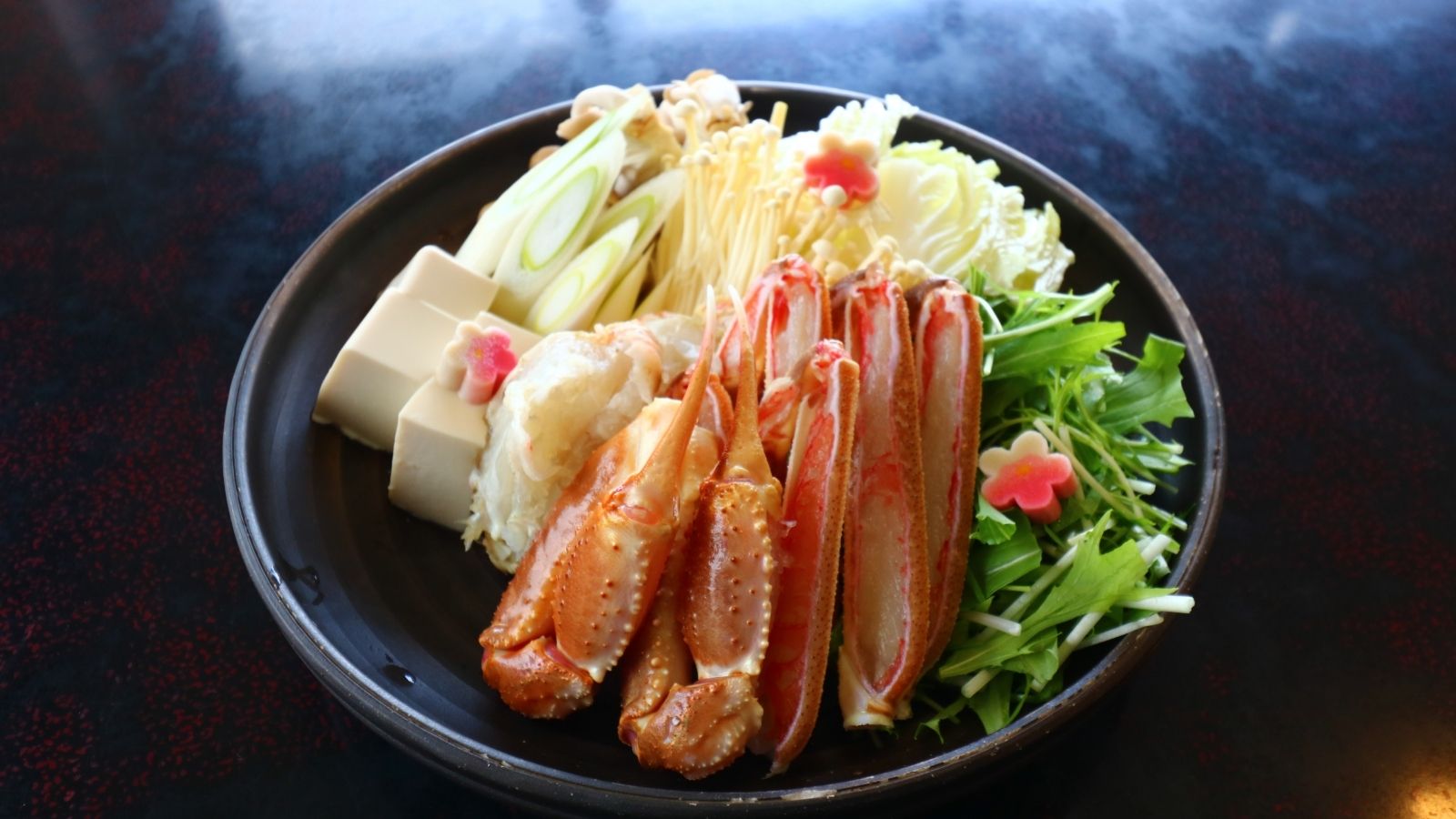 蟹のしゃぶしゃぶ&mdash;旬の味覚を堪能する贅沢鍋
