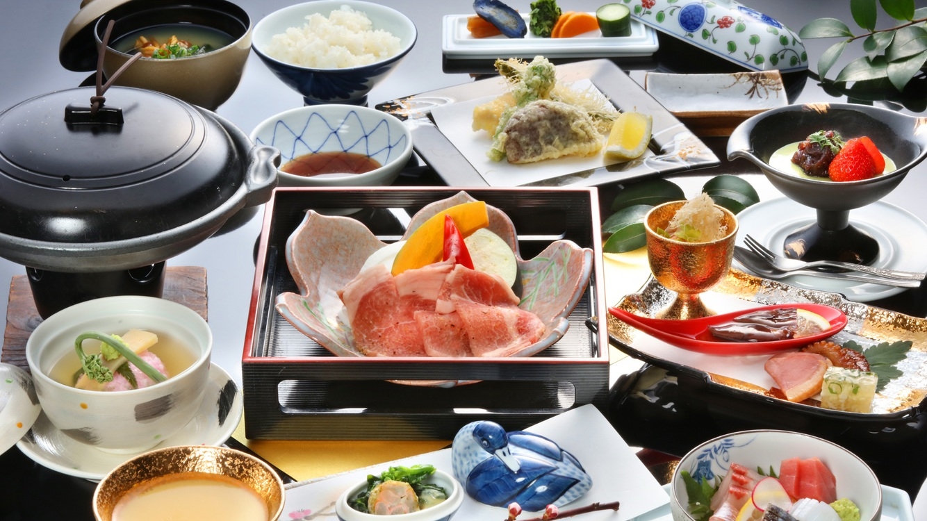 【平日×ペット同宿】今だけ2，000円OFF！お手頃会席で気軽に温泉ステイ♪