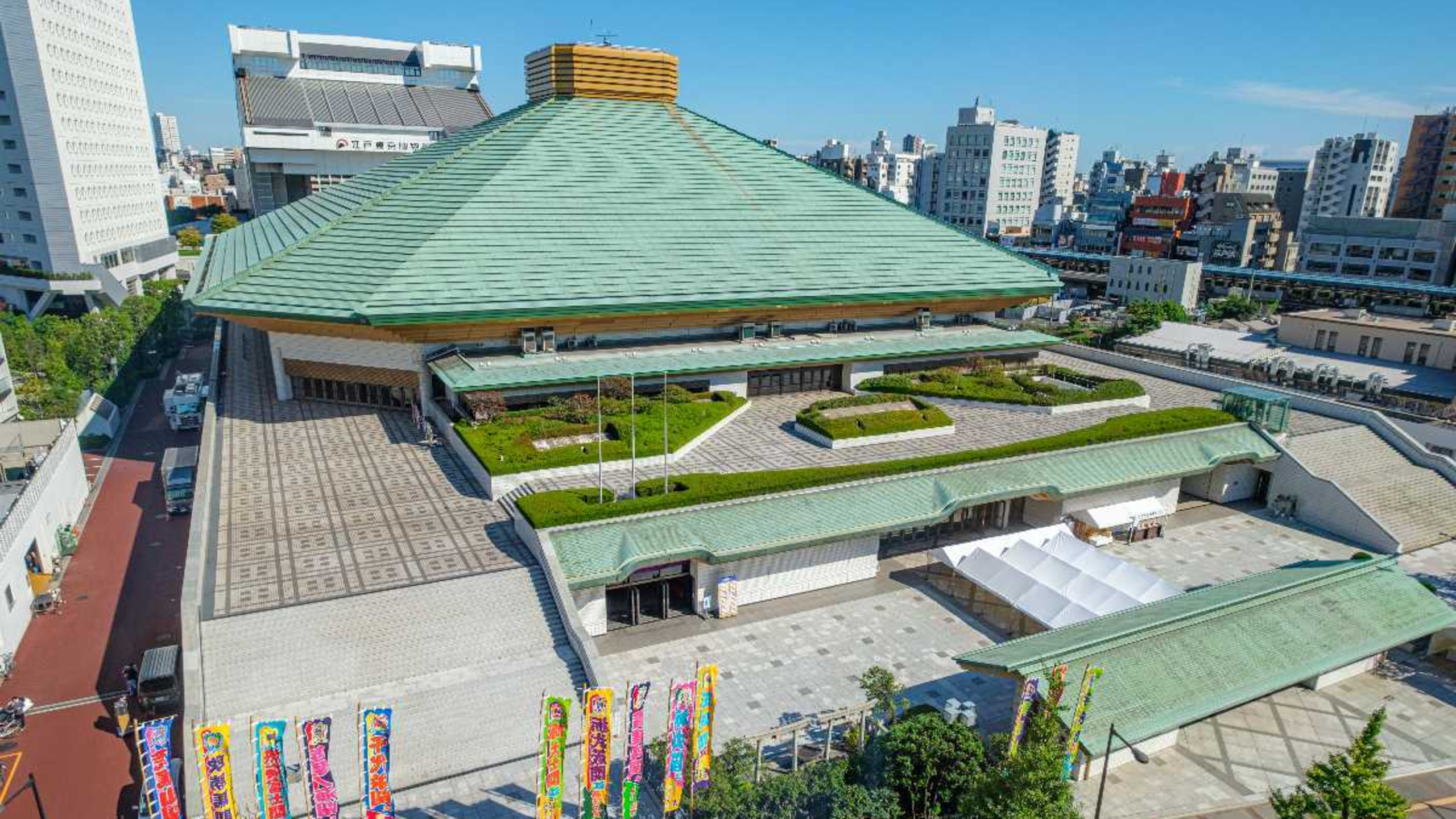 両国国技館も徒歩圏内！