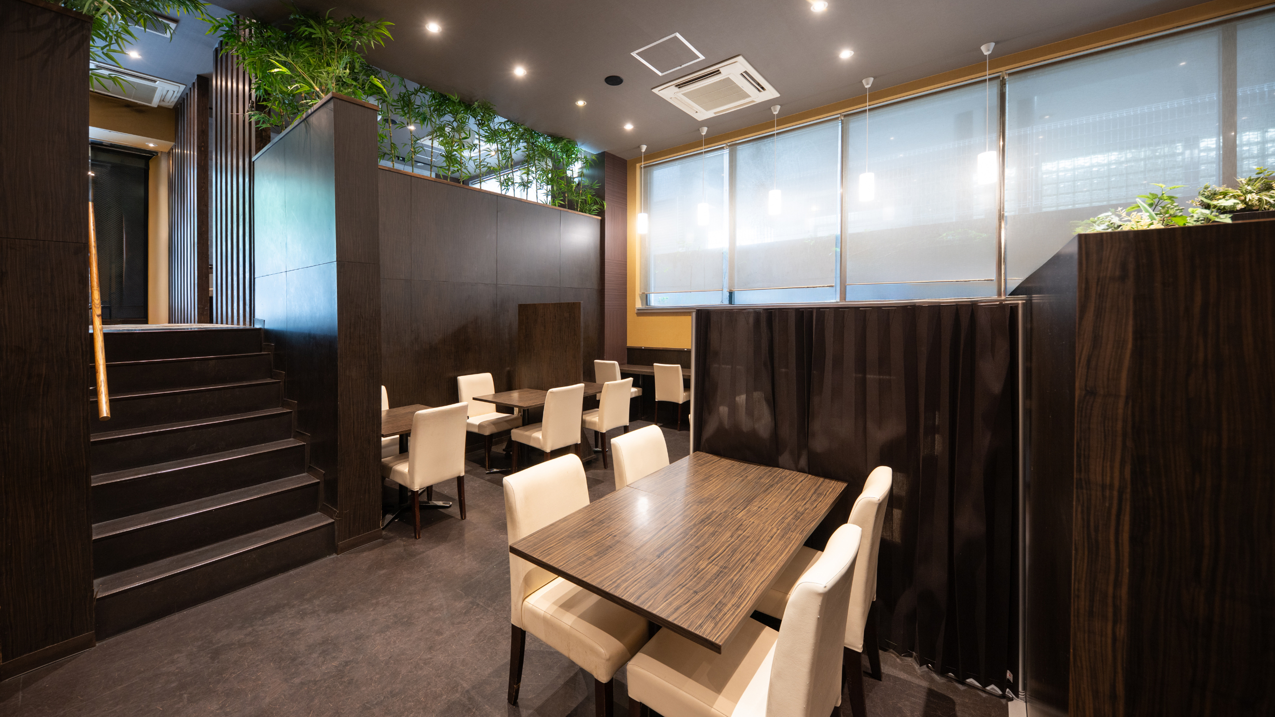 レストラン内観