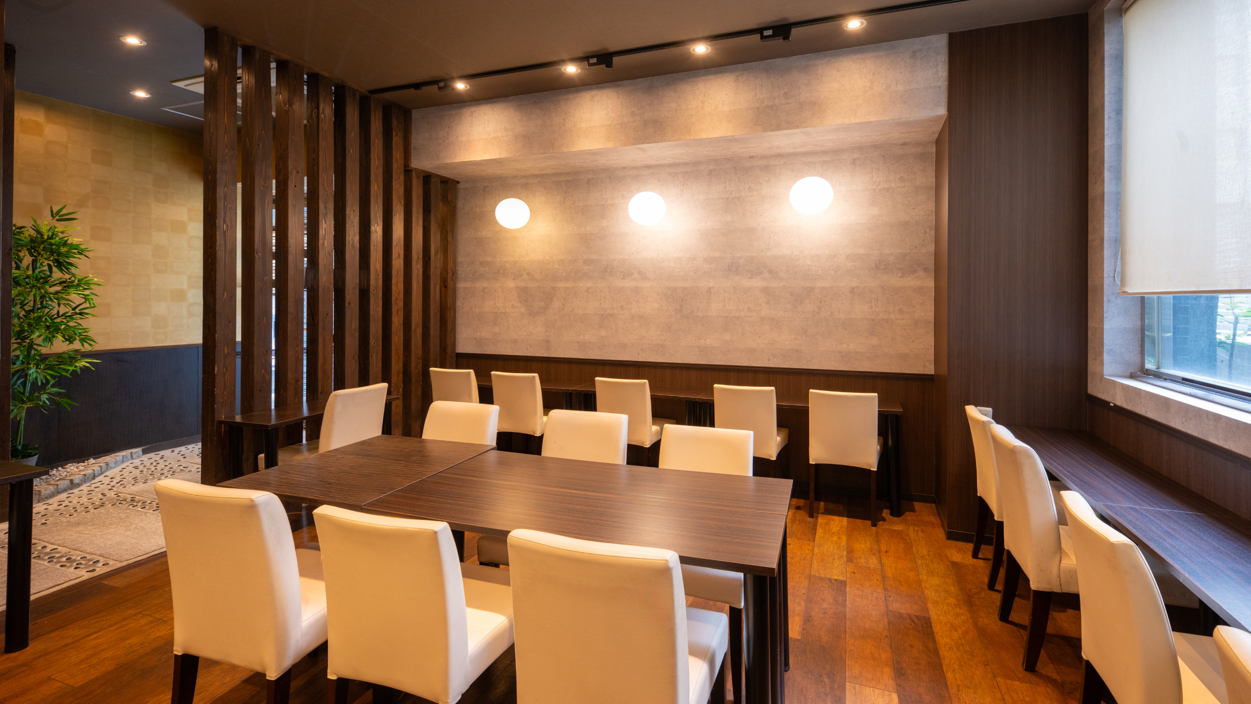 レストラン内観