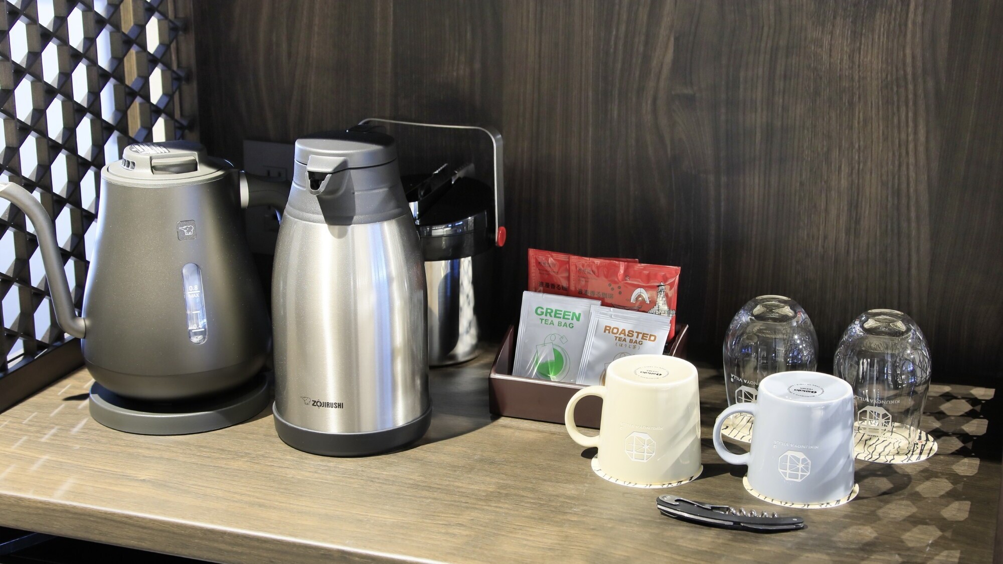 【別邸】客室共通　お茶セット