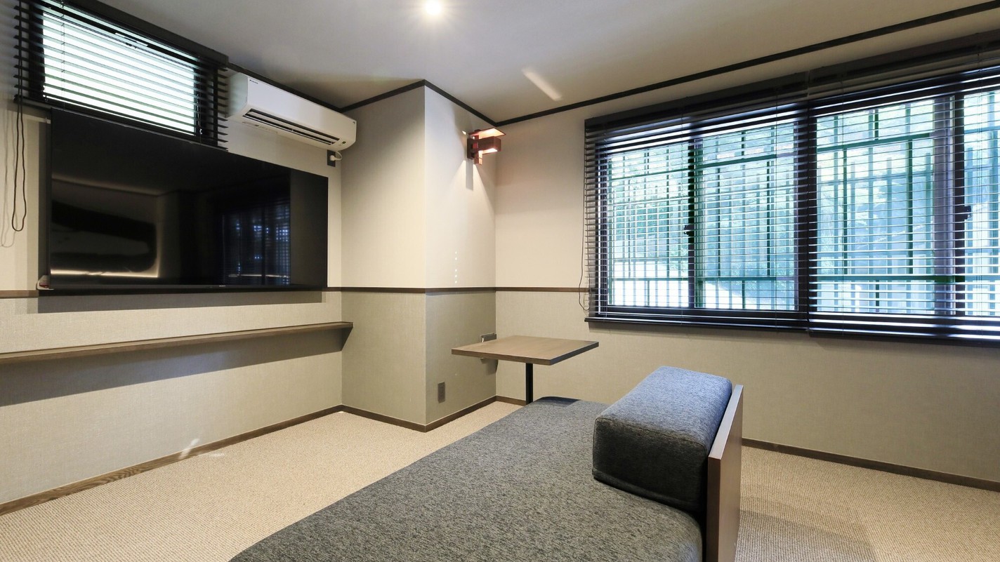 【別邸】柳小路側　客室