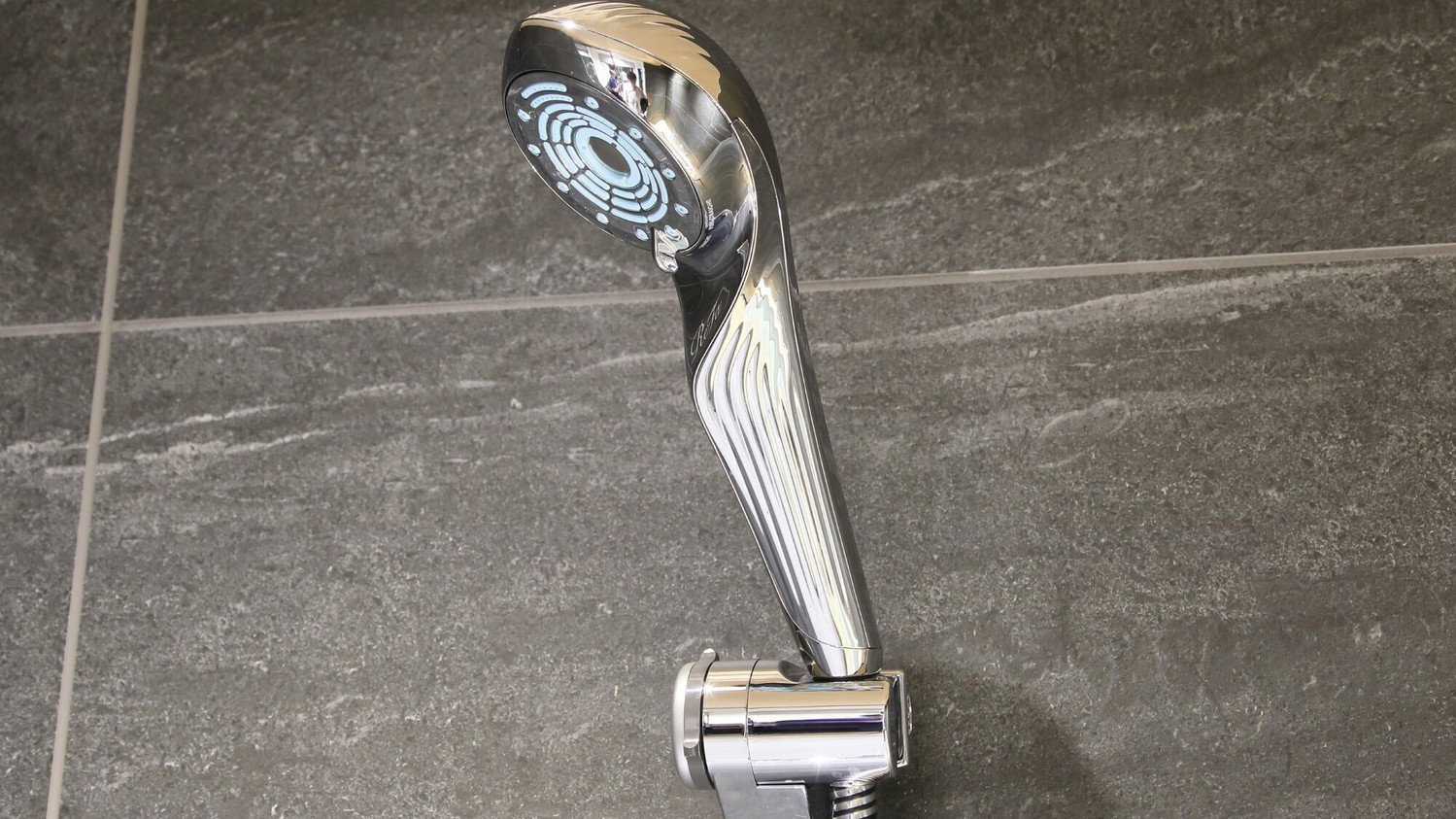 【別邸】客室共通　リファ　シャワーヘッド