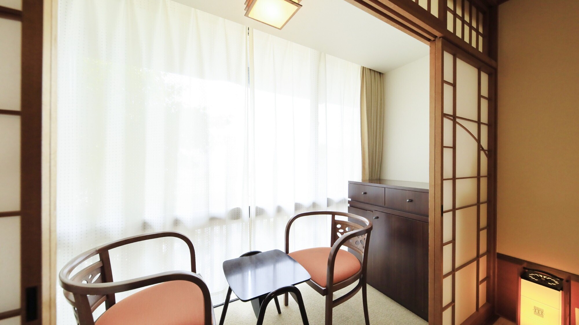 海側和室12畳　広緑