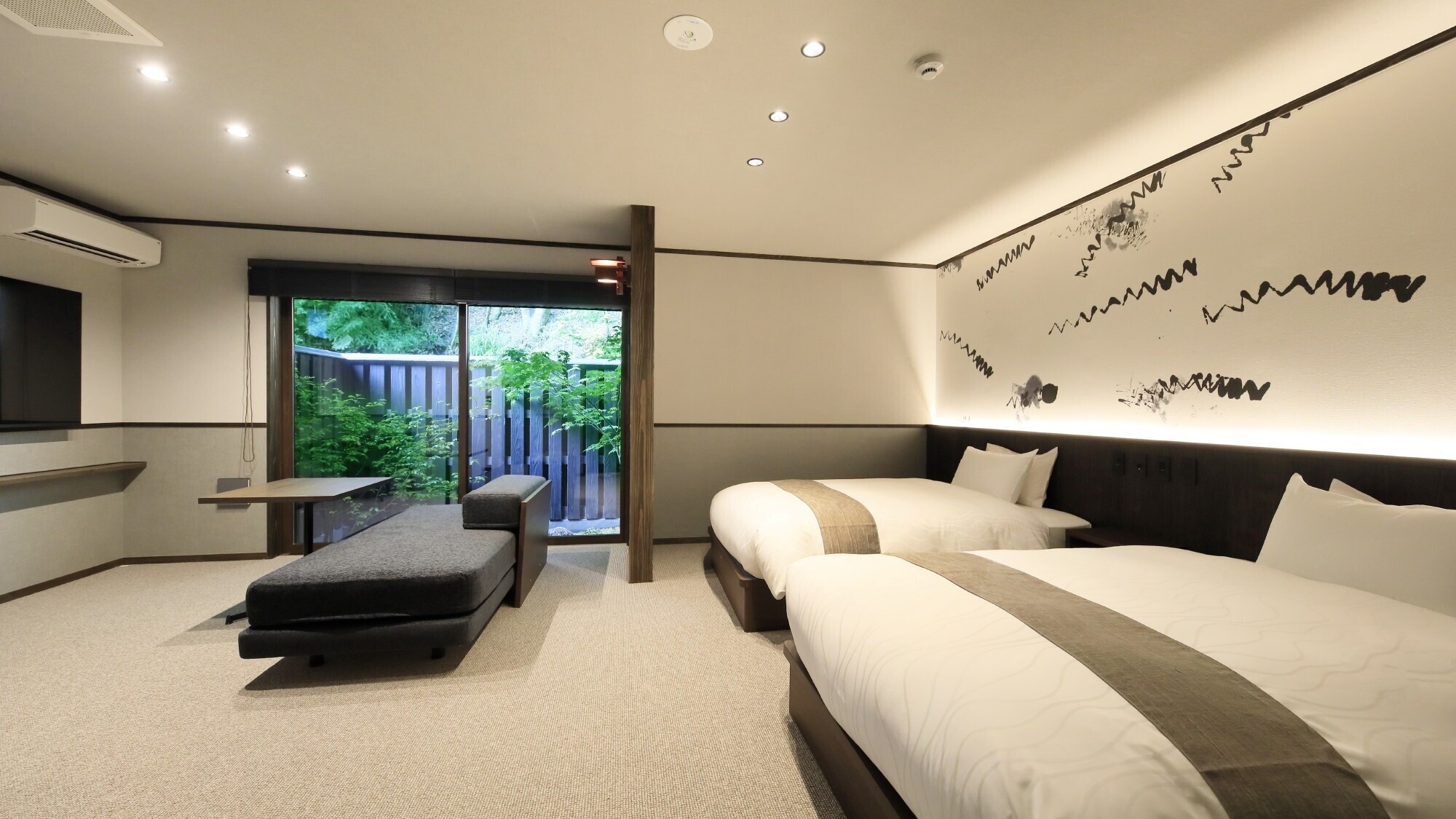 【別邸】坪庭側　客室