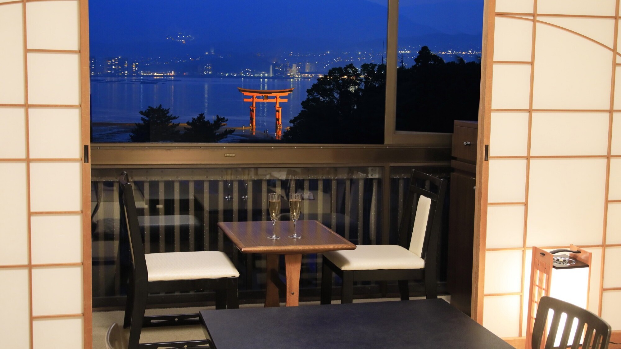 海側和室10畳　夜景