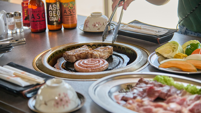 【事前カード決済限定】【期間限定】【2食付き】当館人気！屋内あか牛BBQプラン☆阿蘇溶岩プレート使用