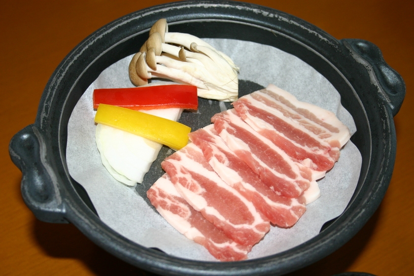 平日限定　気軽にご予約【アイリス本館】ほろよい豚の陶板焼き定食プラン