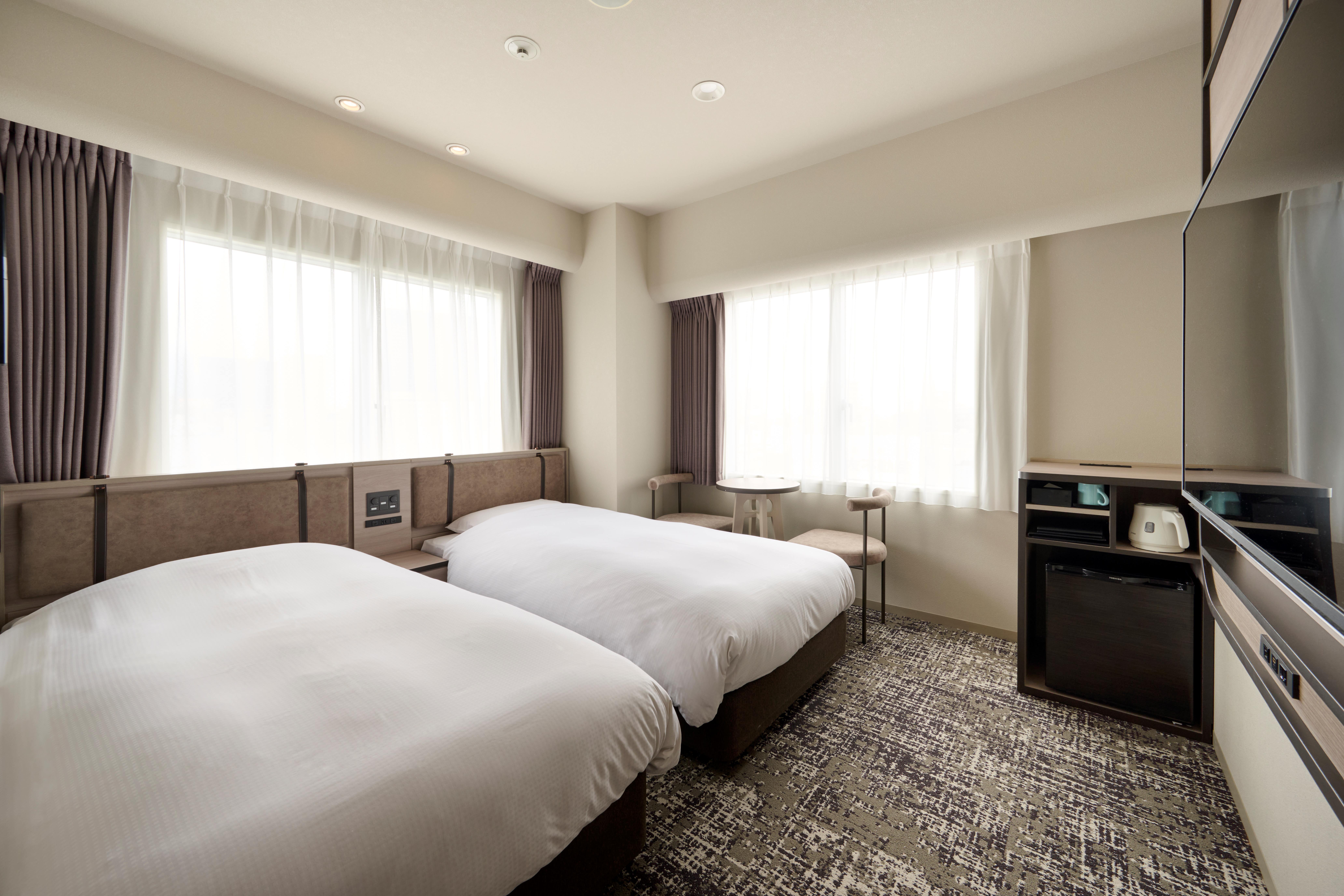 コーナーツイン(18㎡ / 100cmサイズベッド)