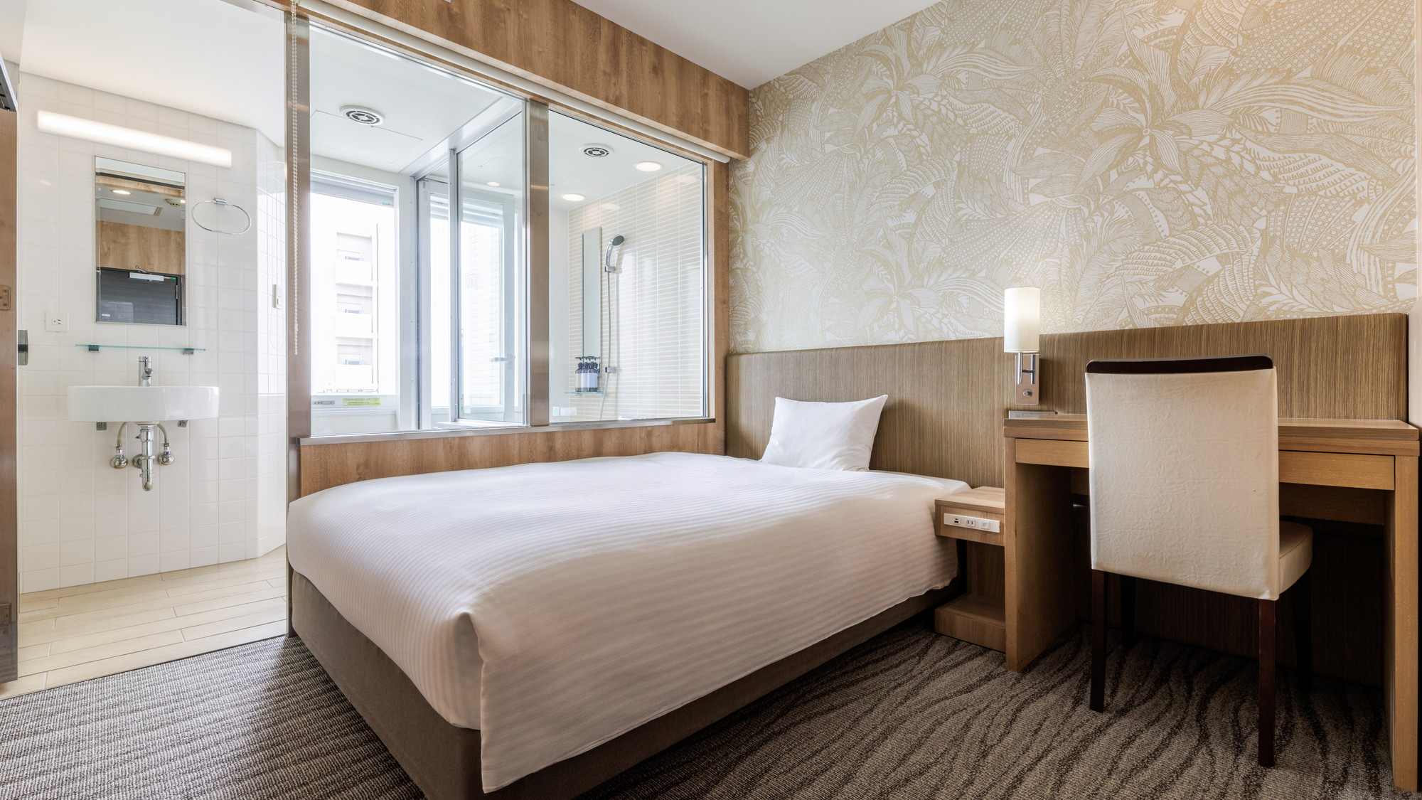 セパレートバスシングルルーム13.6㎡（ベッド幅140㎝）