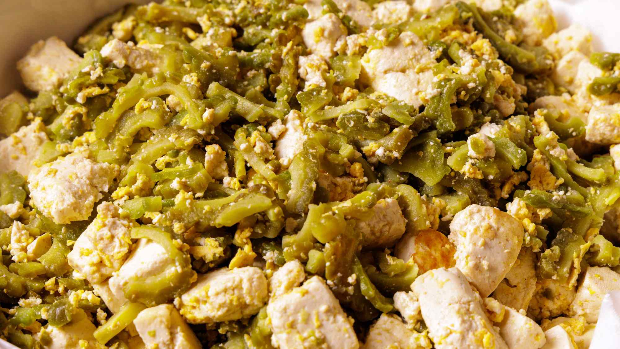 朝食会場　日替わりちゃんぷる