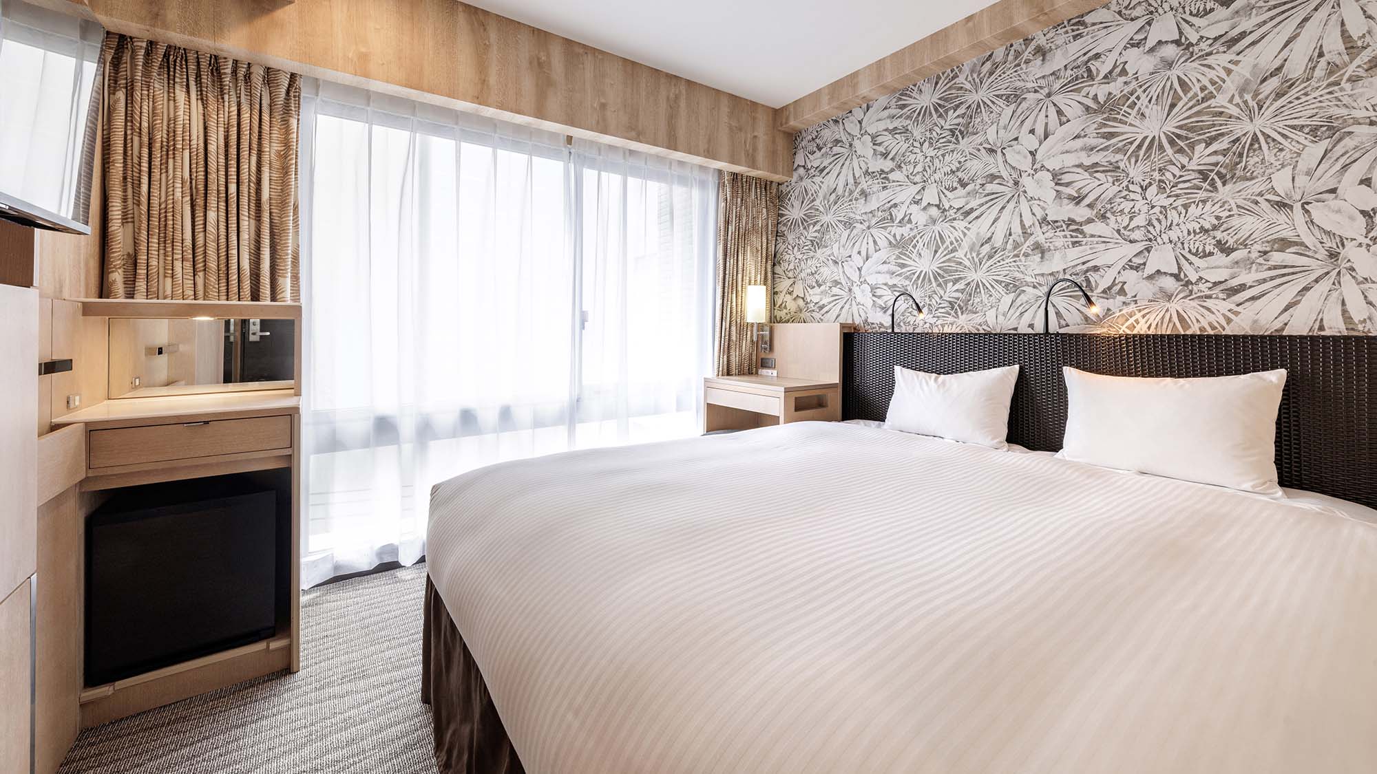 エコノミーダブルルーム13.6㎡（ベッド幅180㎝&times;1台）