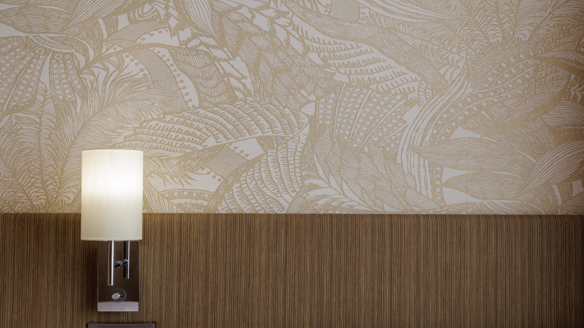 コンフォートシングルルーム13.6㎡　（ベッド幅140㎝）