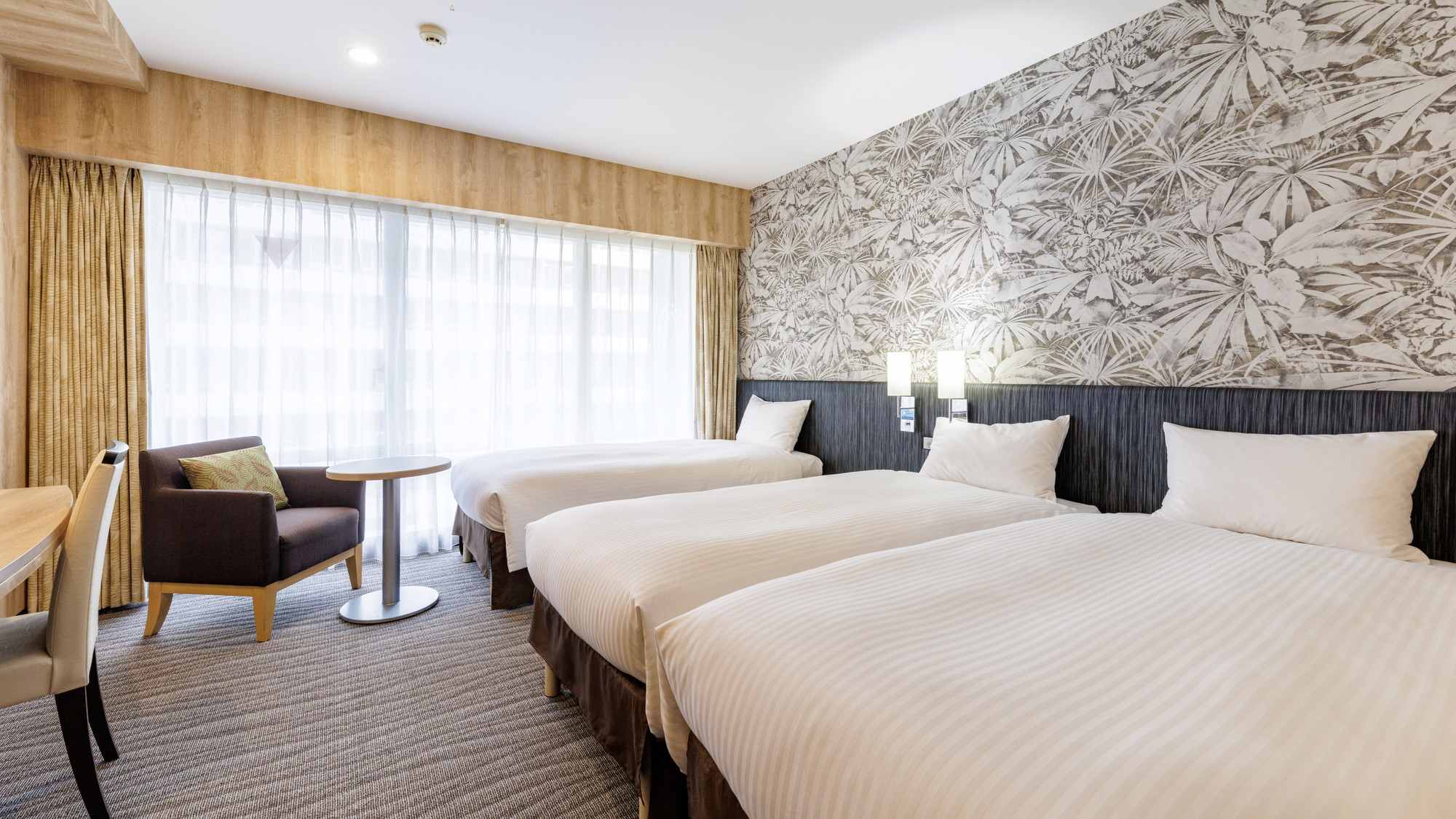 トリプルルーム25.4㎡（ベッド幅90㎝&times;3台）