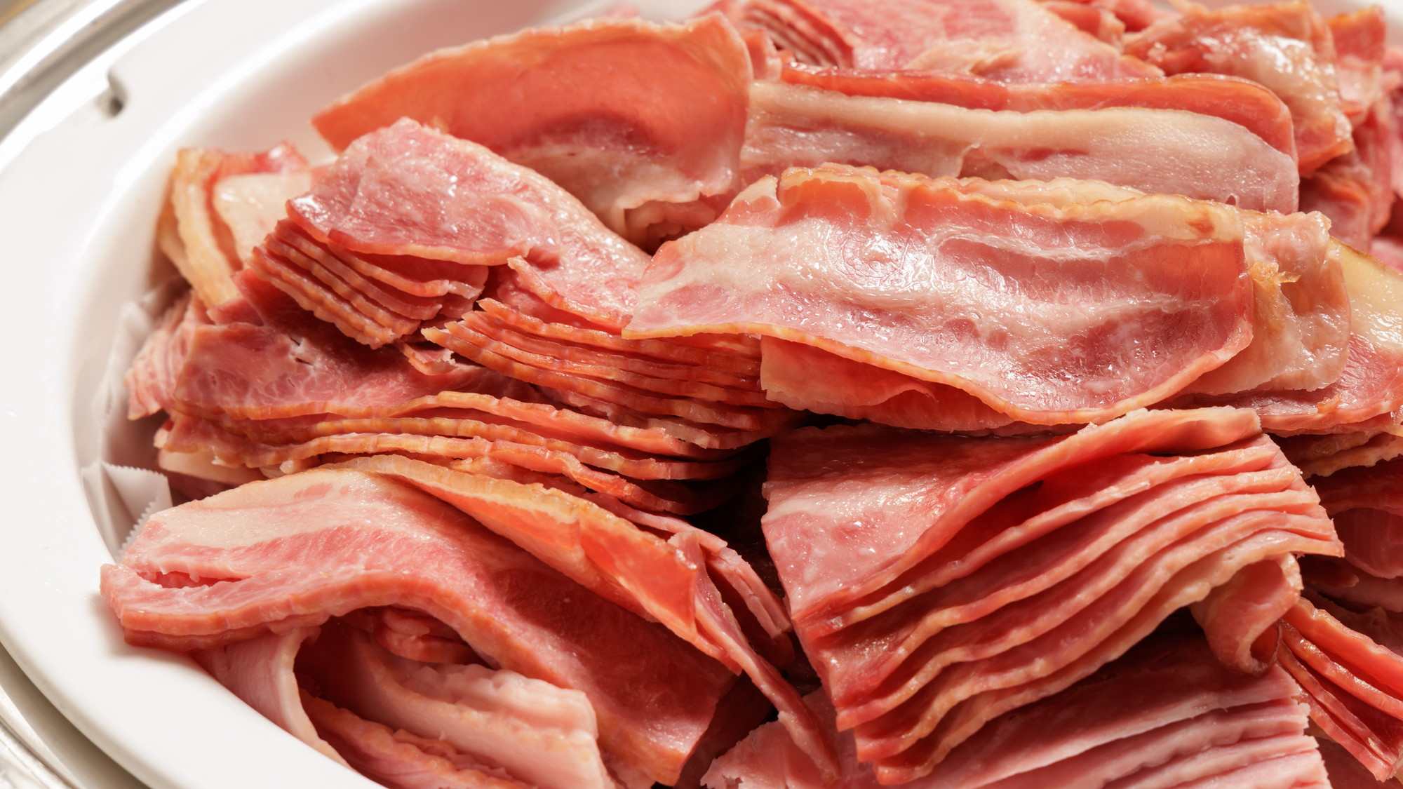 朝食会場　ベーコン