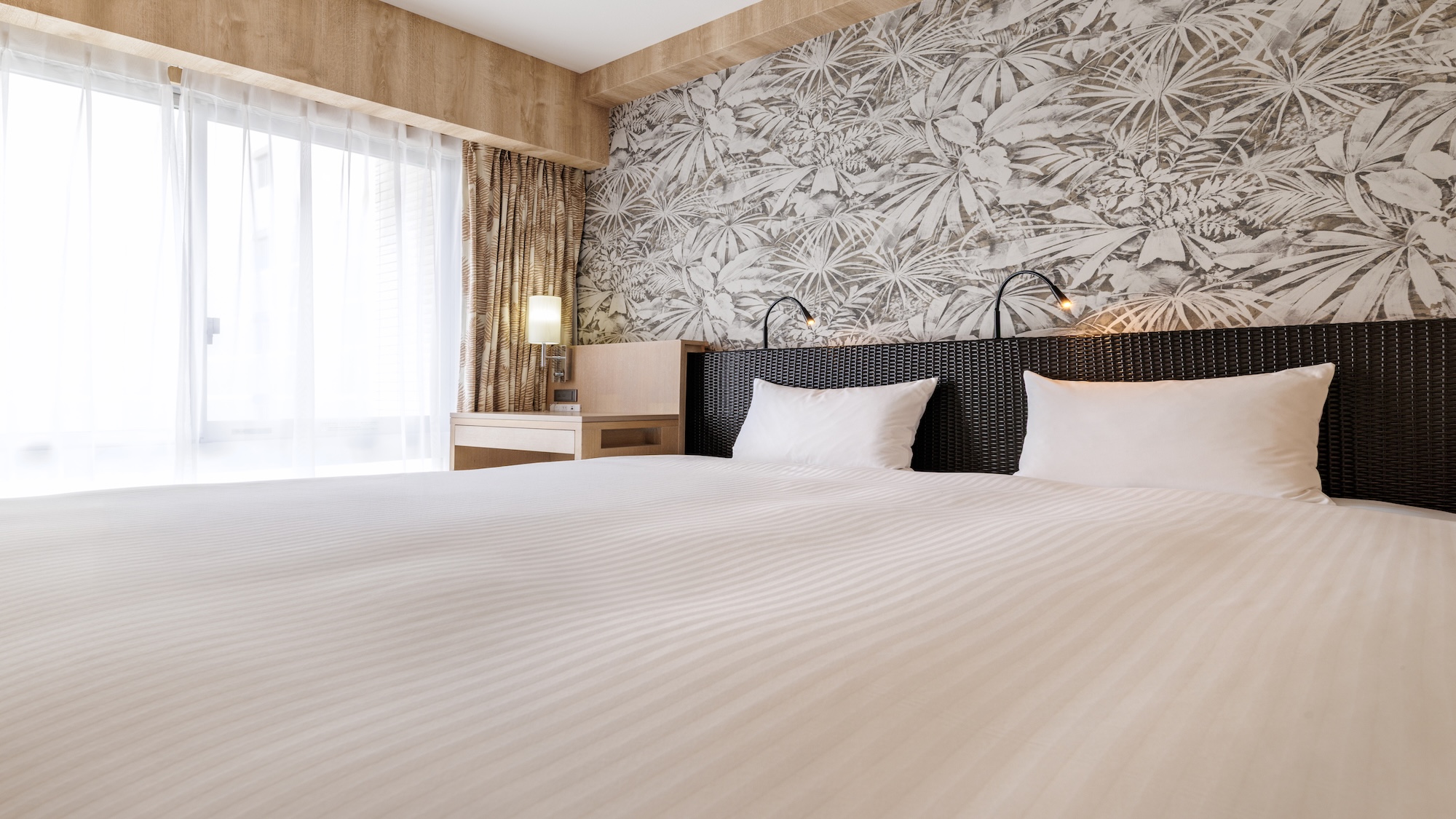 エコノミーダブルルーム13.6㎡（ベッド幅180㎝&times;1台）