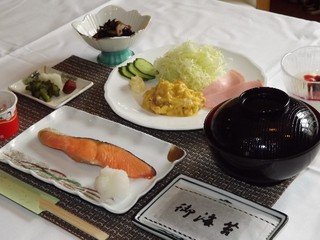 ご朝食の一例