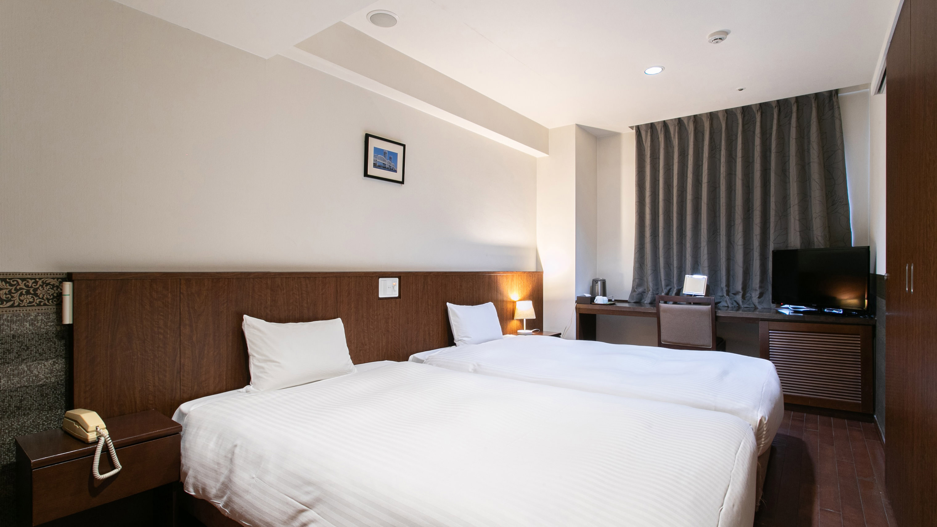 ハリウッドツイン