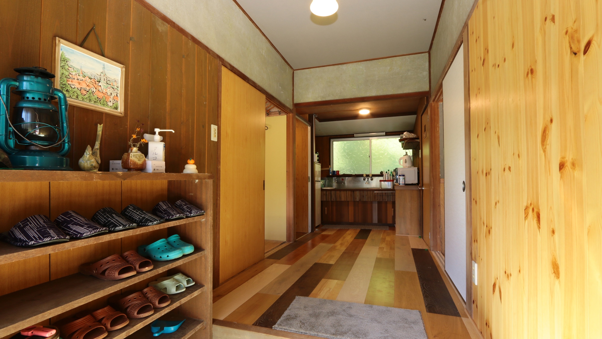 離れ_玄関_田舎の小さな家の雰囲気がGood！*